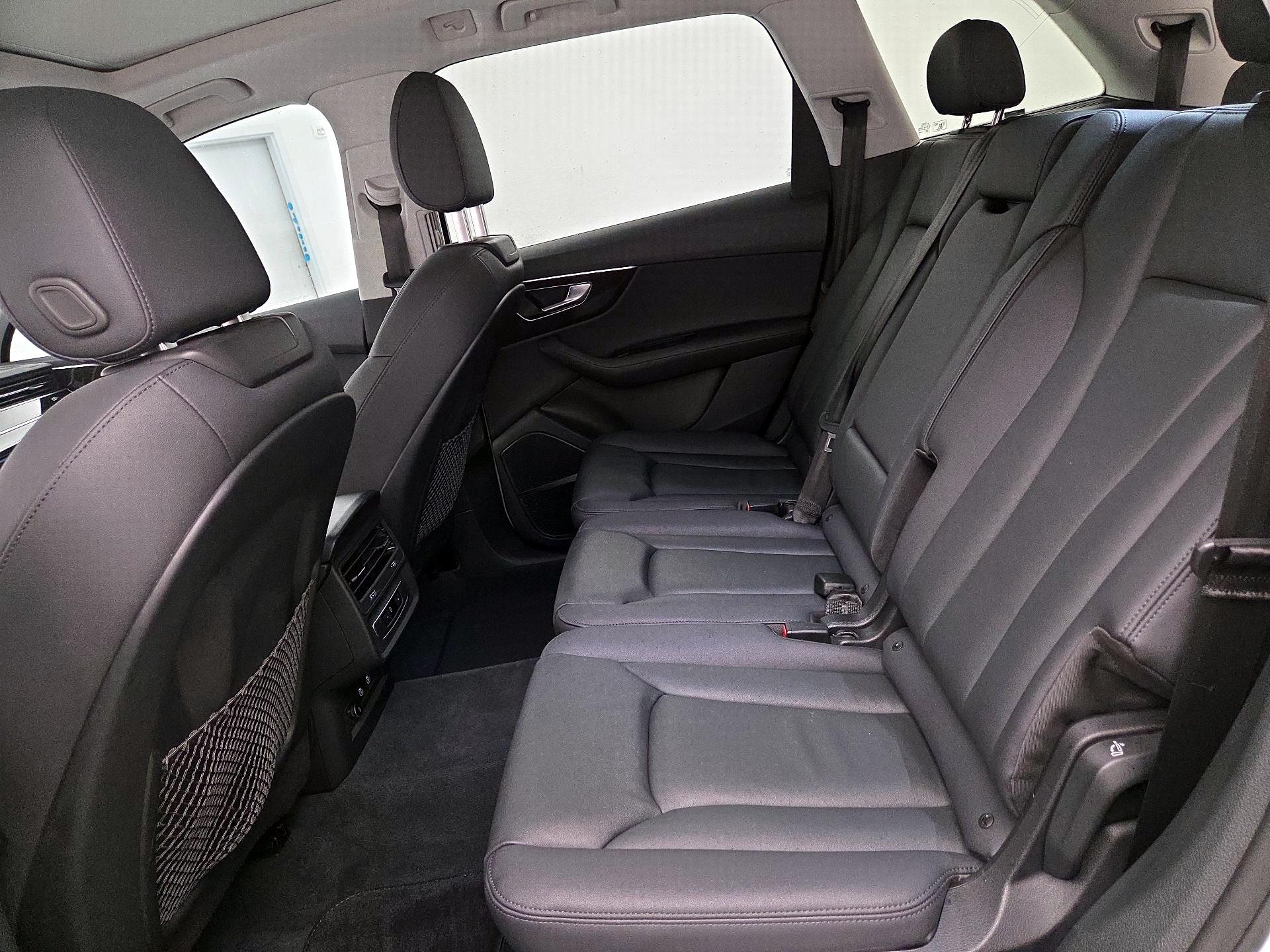 Thumbnail: 2023 Audi Q7 - 20