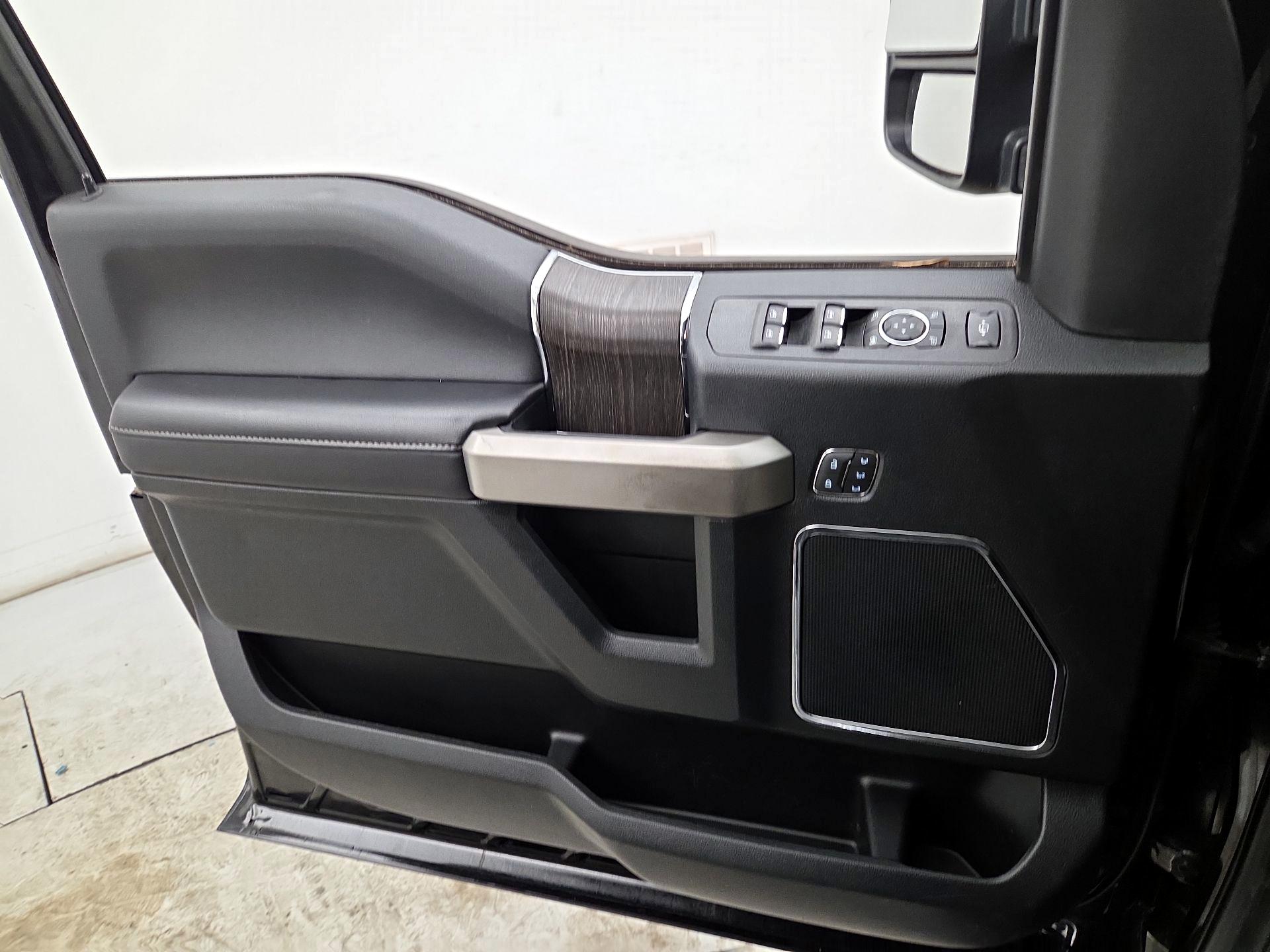 Thumbnail: 2021 Ford F-250 - 12