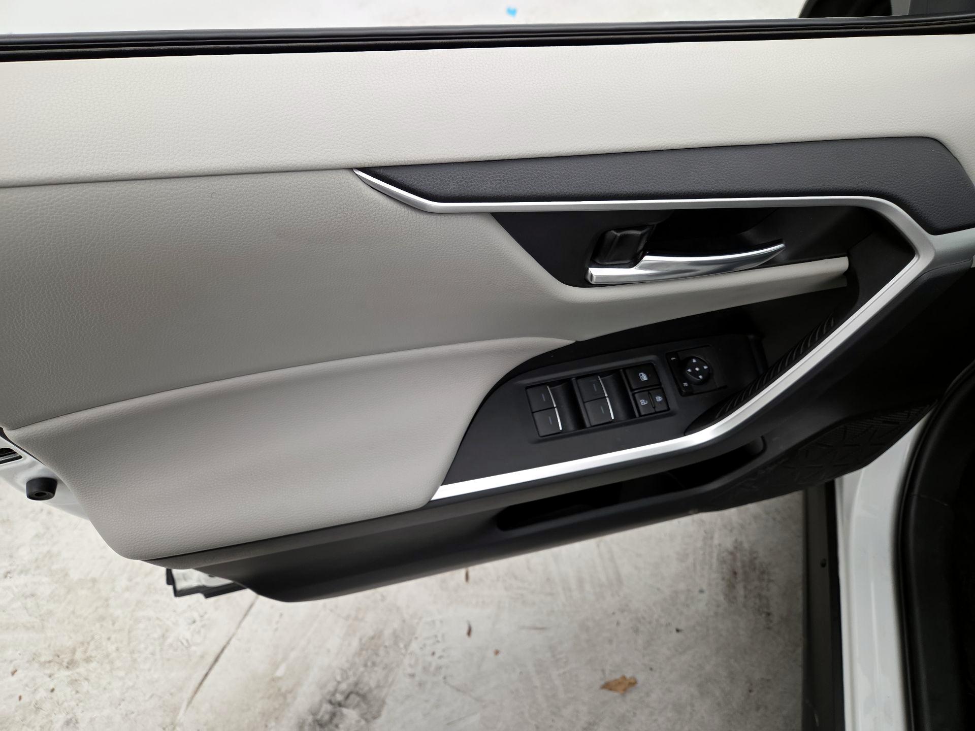 Thumbnail: 2023 Toyota RAV4 - 12