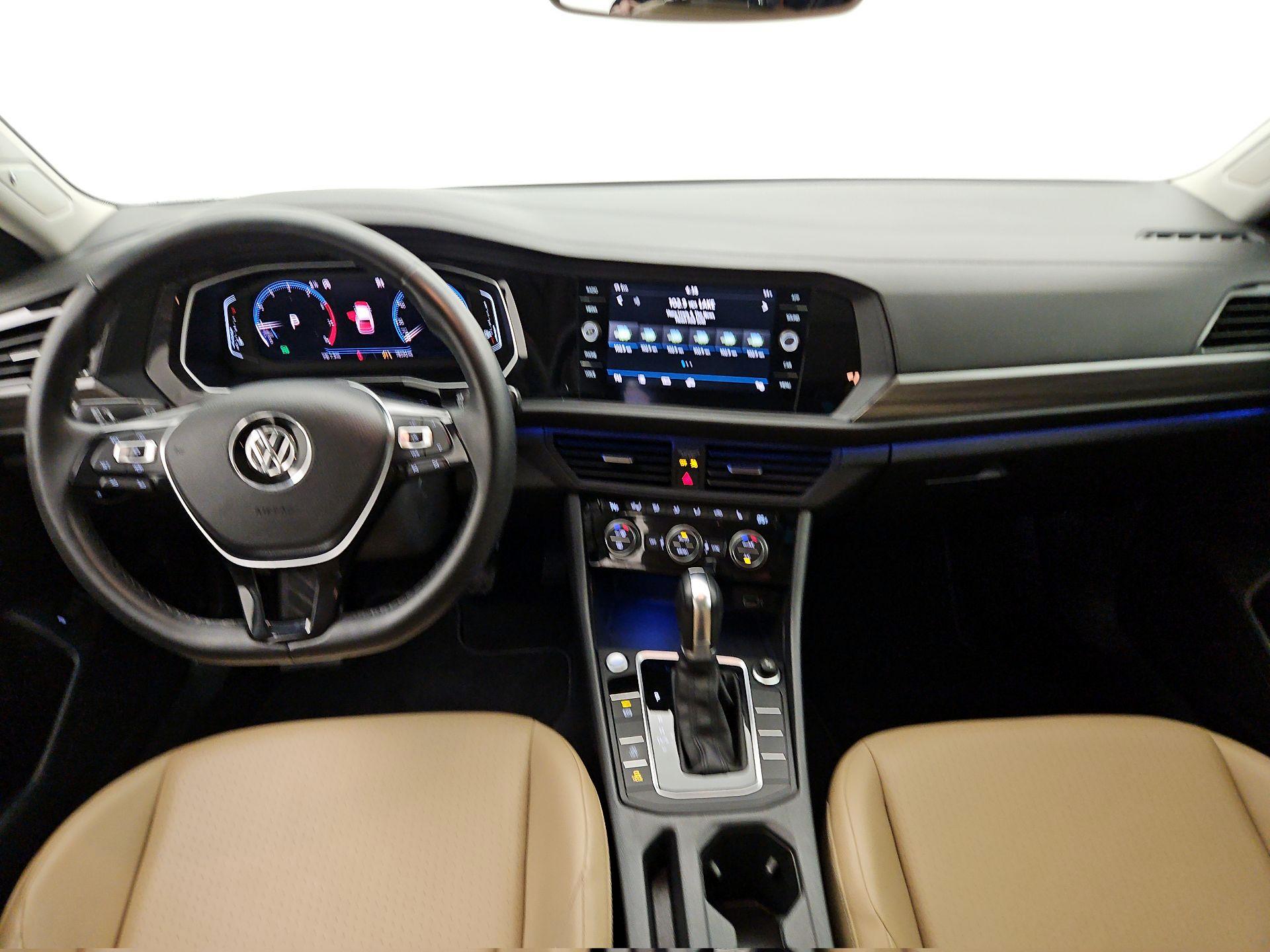 Thumbnail: 2019 Volkswagen Jetta - 9