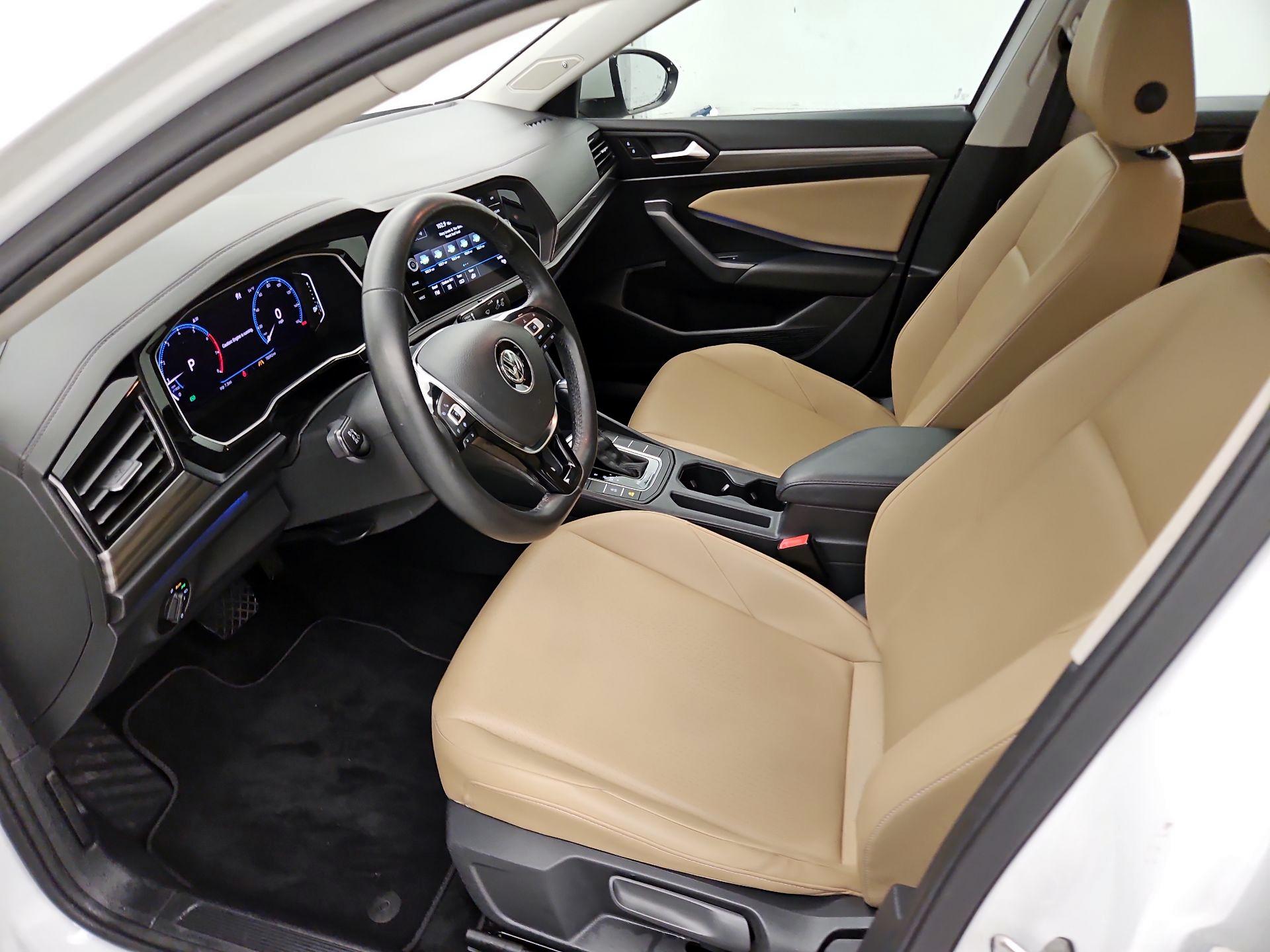 Thumbnail: 2019 Volkswagen Jetta - 11