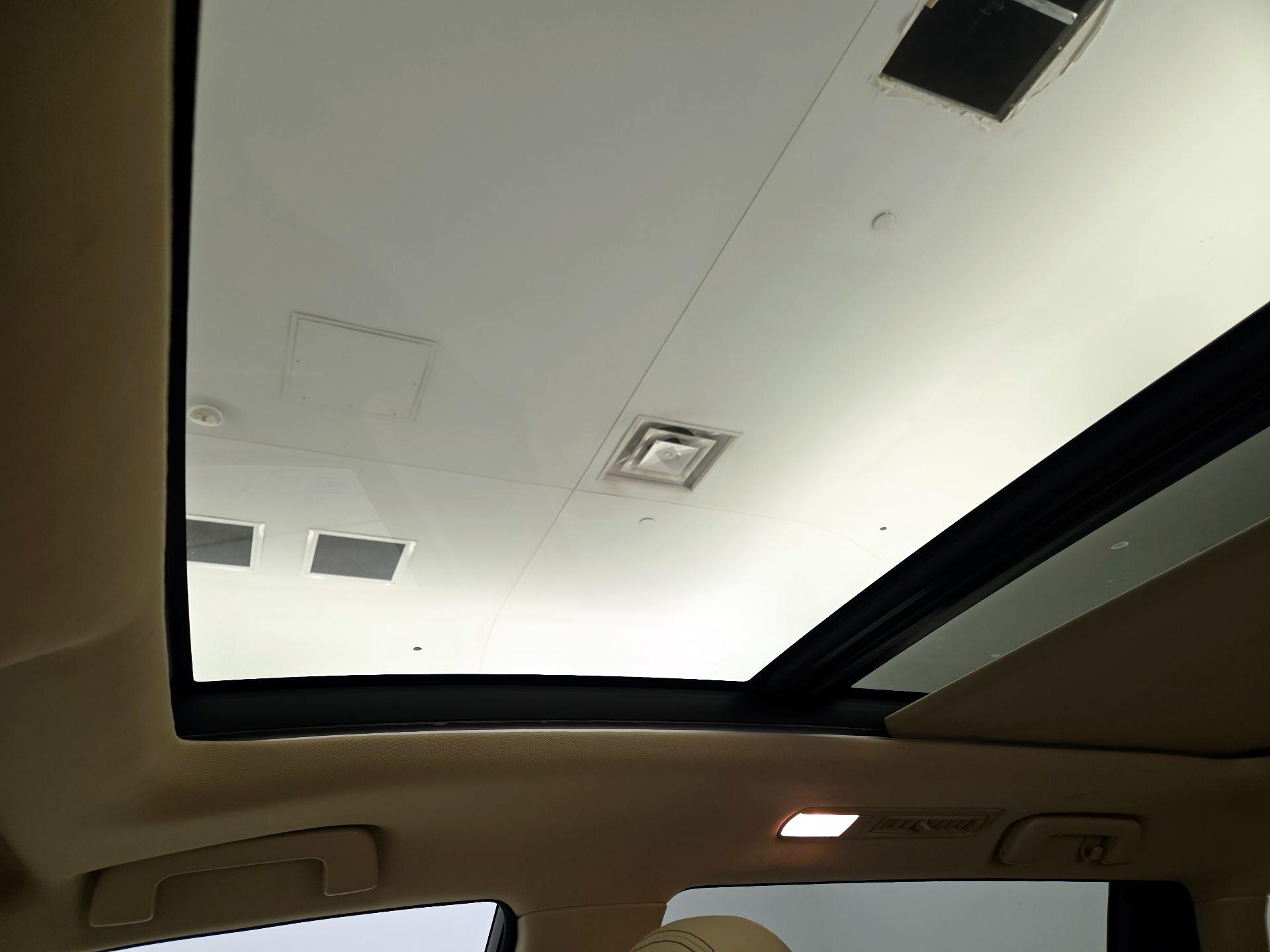 Thumbnail: 2014 Toyota Highlander - 19