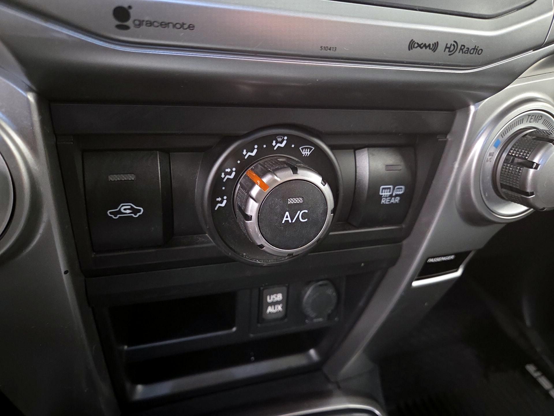 Thumbnail: 2018 Toyota 4Runner - 17