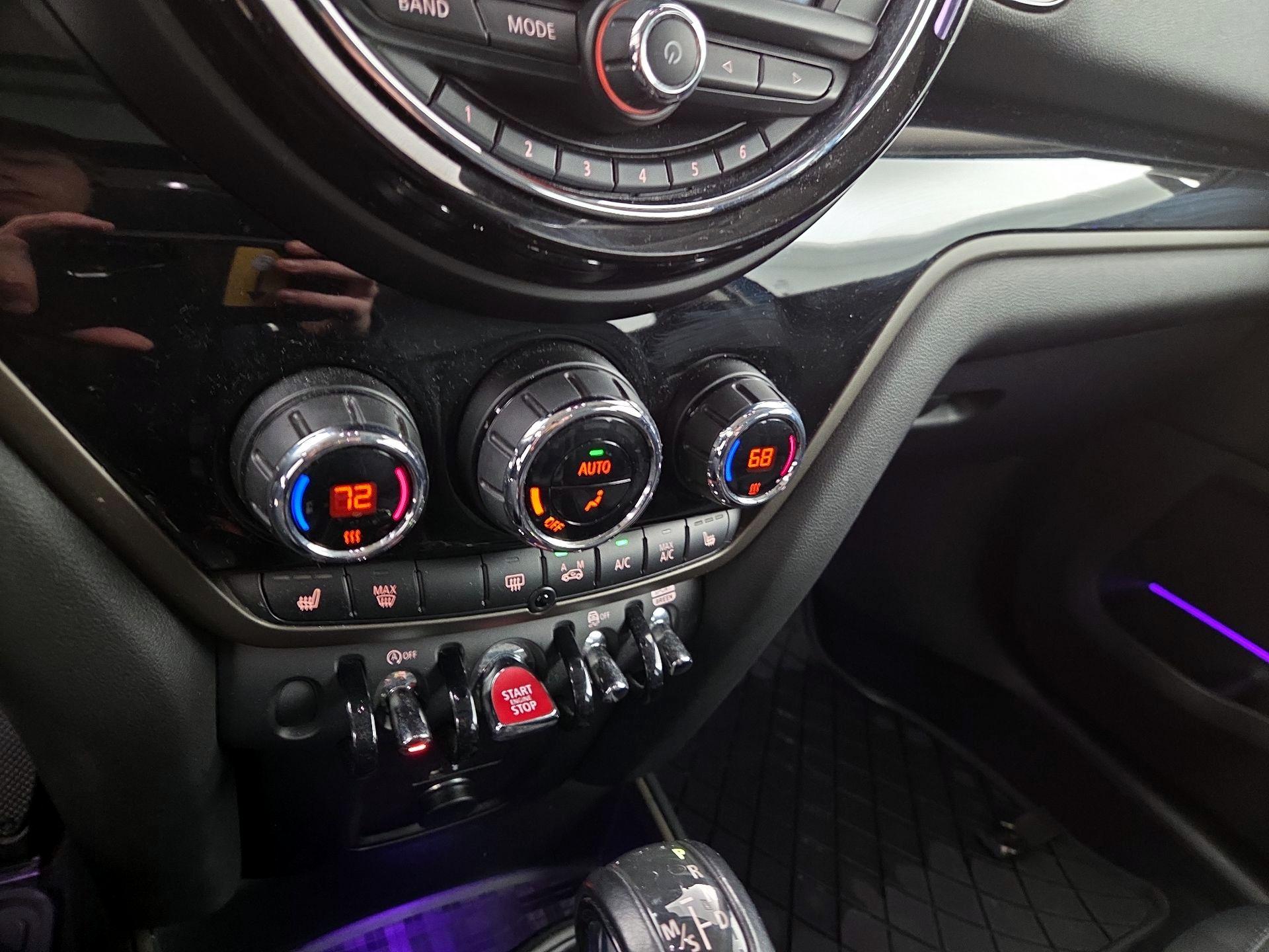 Thumbnail: 2019 MINI Cooper Countryman - 16