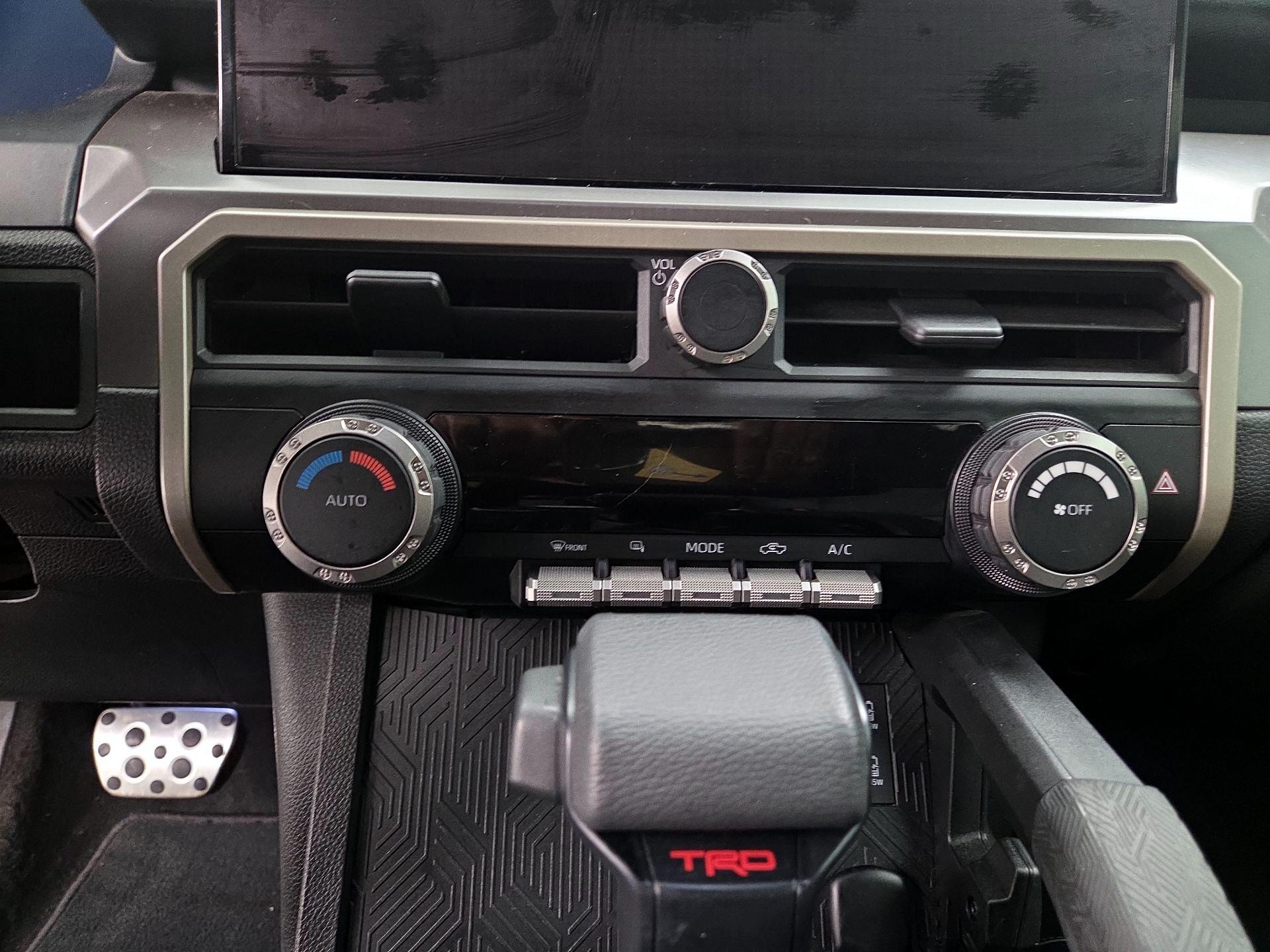 Thumbnail: 2024 Toyota Tacoma - 17