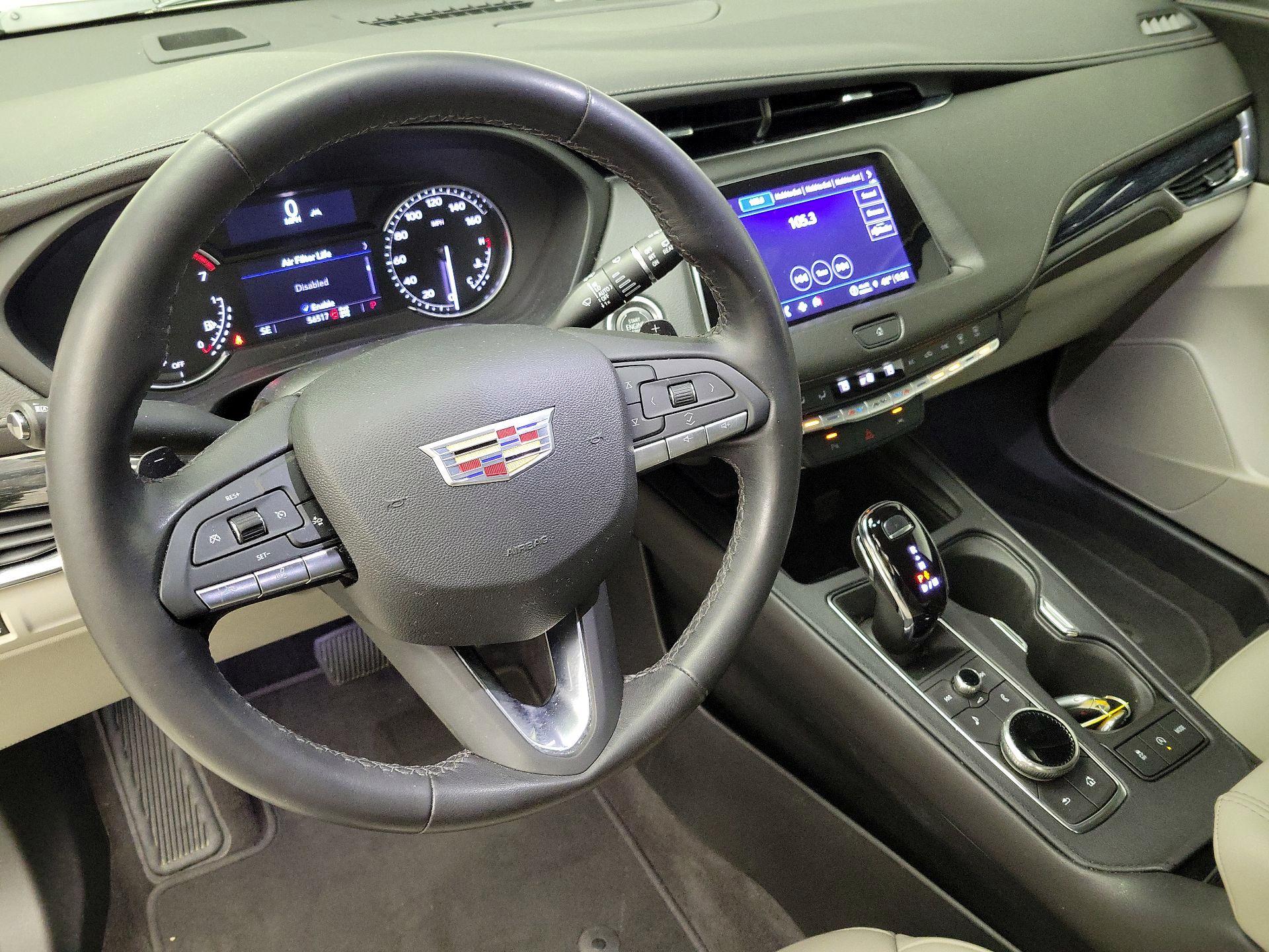 Thumbnail: 2023 Cadillac XT4 - 9