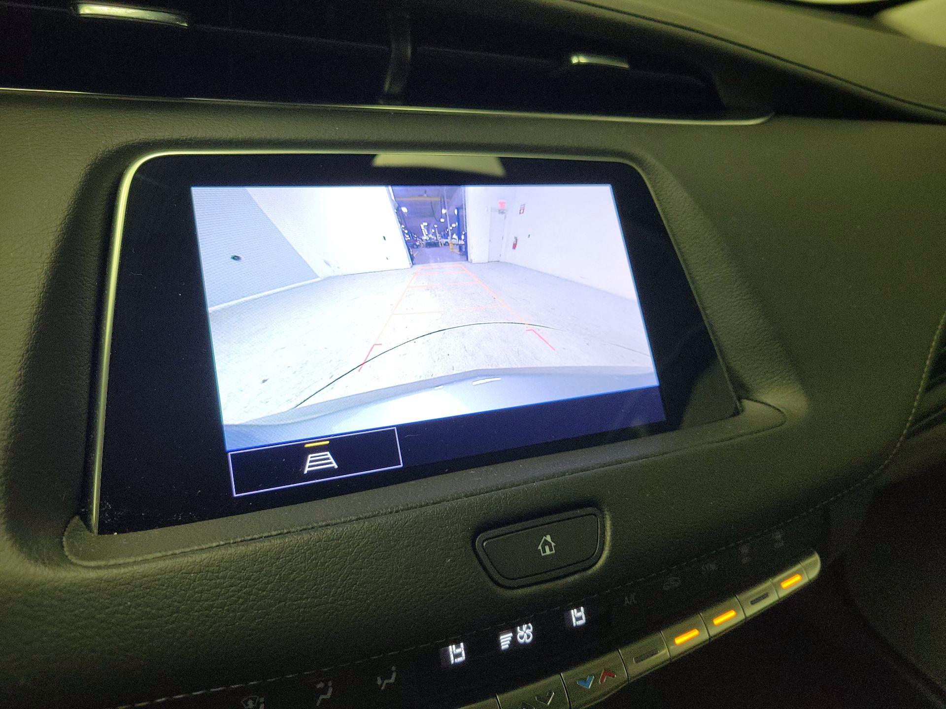 Thumbnail: 2023 Cadillac XT4 - 13