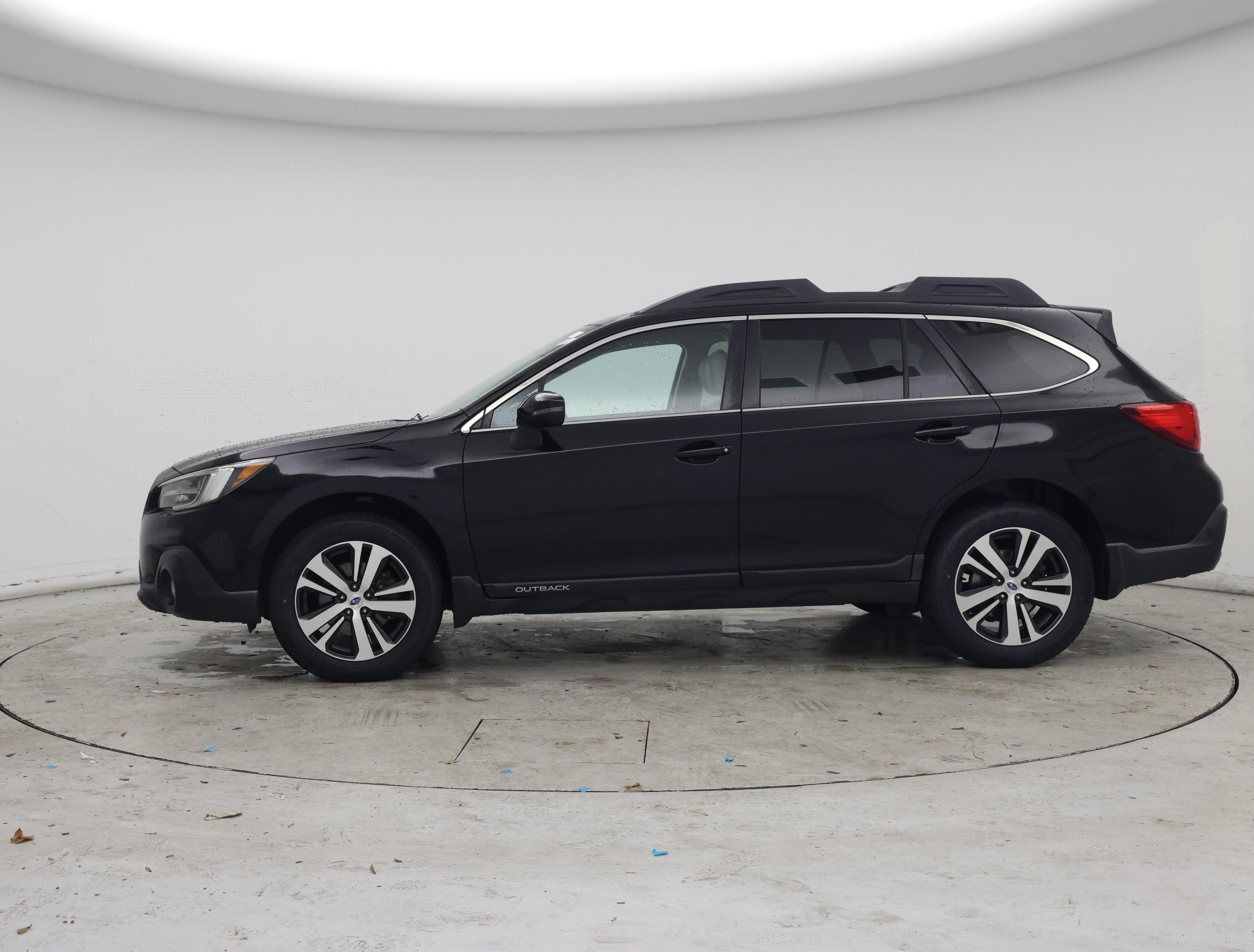 Thumbnail: 2018 Subaru Outback - 3