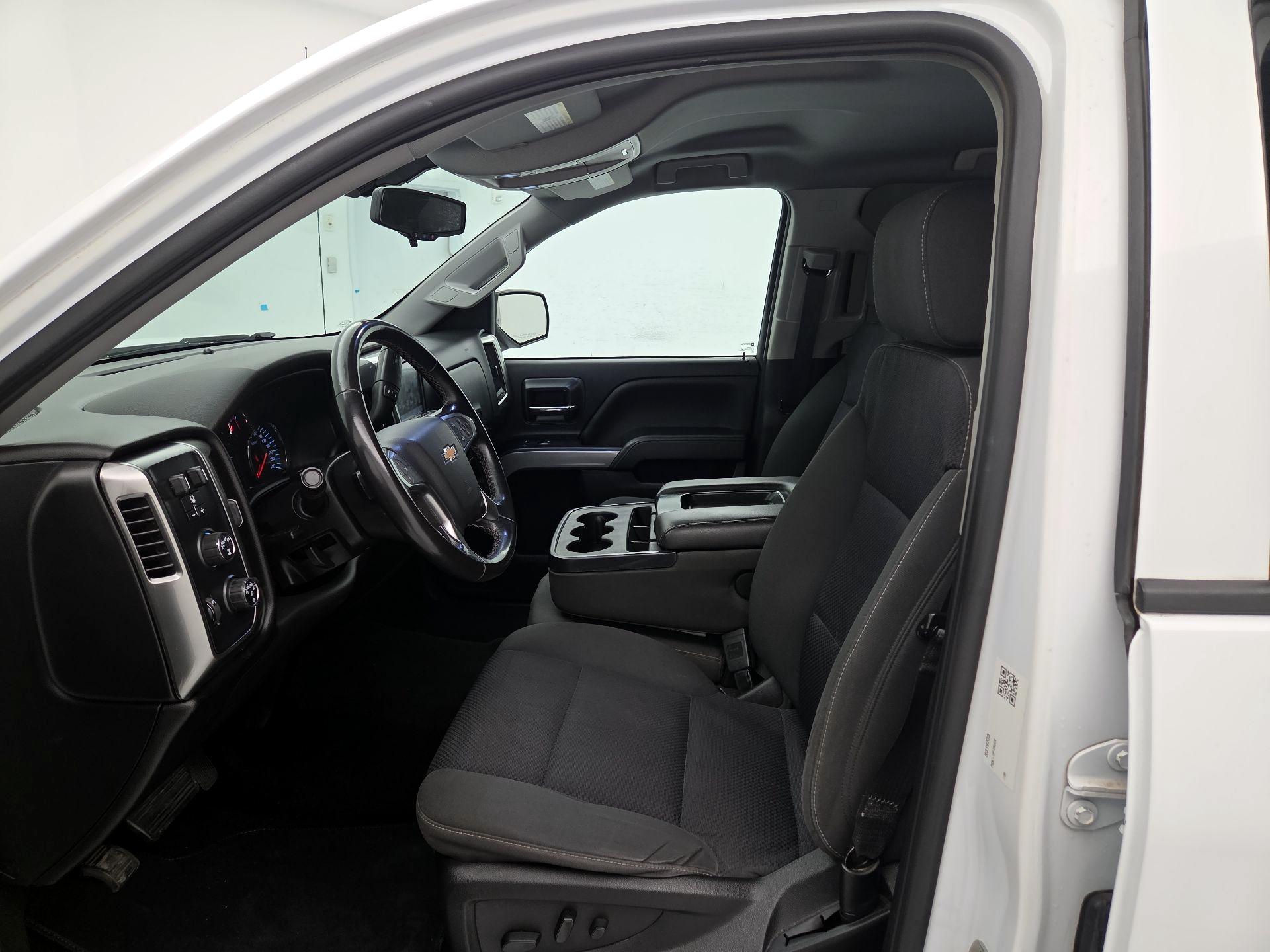 Thumbnail: 2018 Chevrolet Silverado 1500 - 11