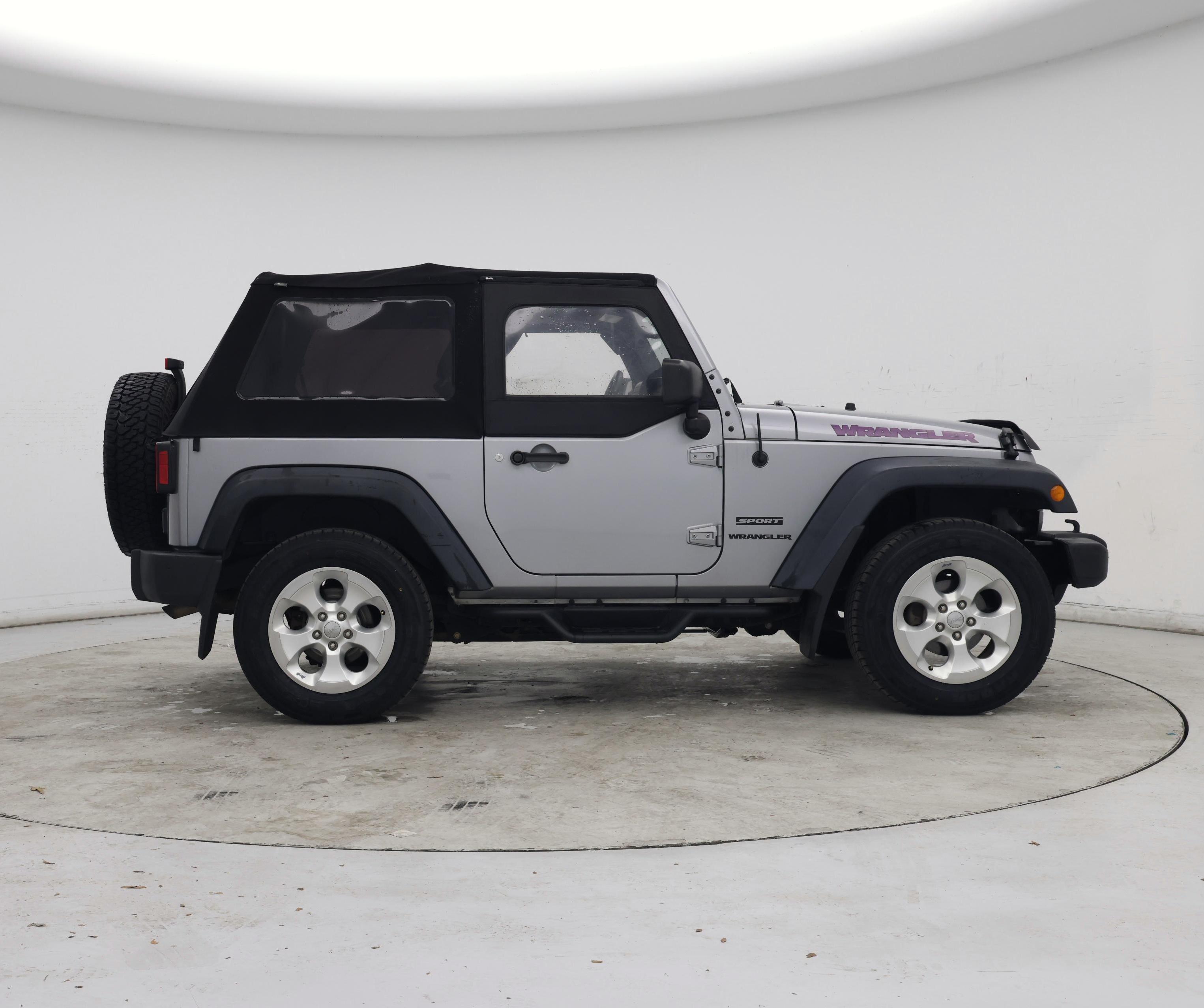 Thumbnail: 2016 Jeep Wrangler - 7