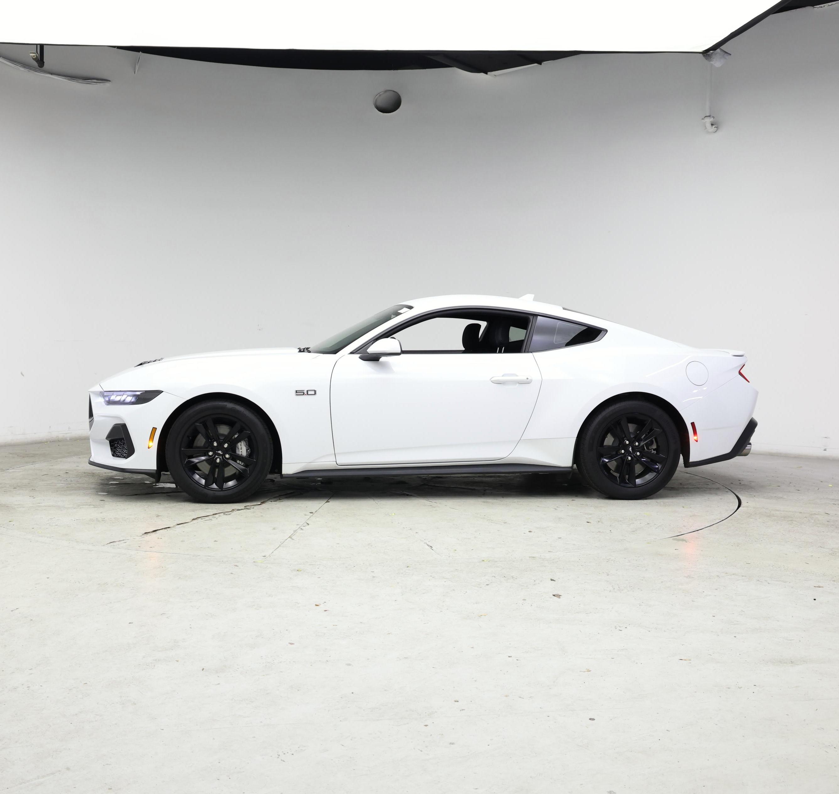 Thumbnail: 2025 Ford Mustang - 3