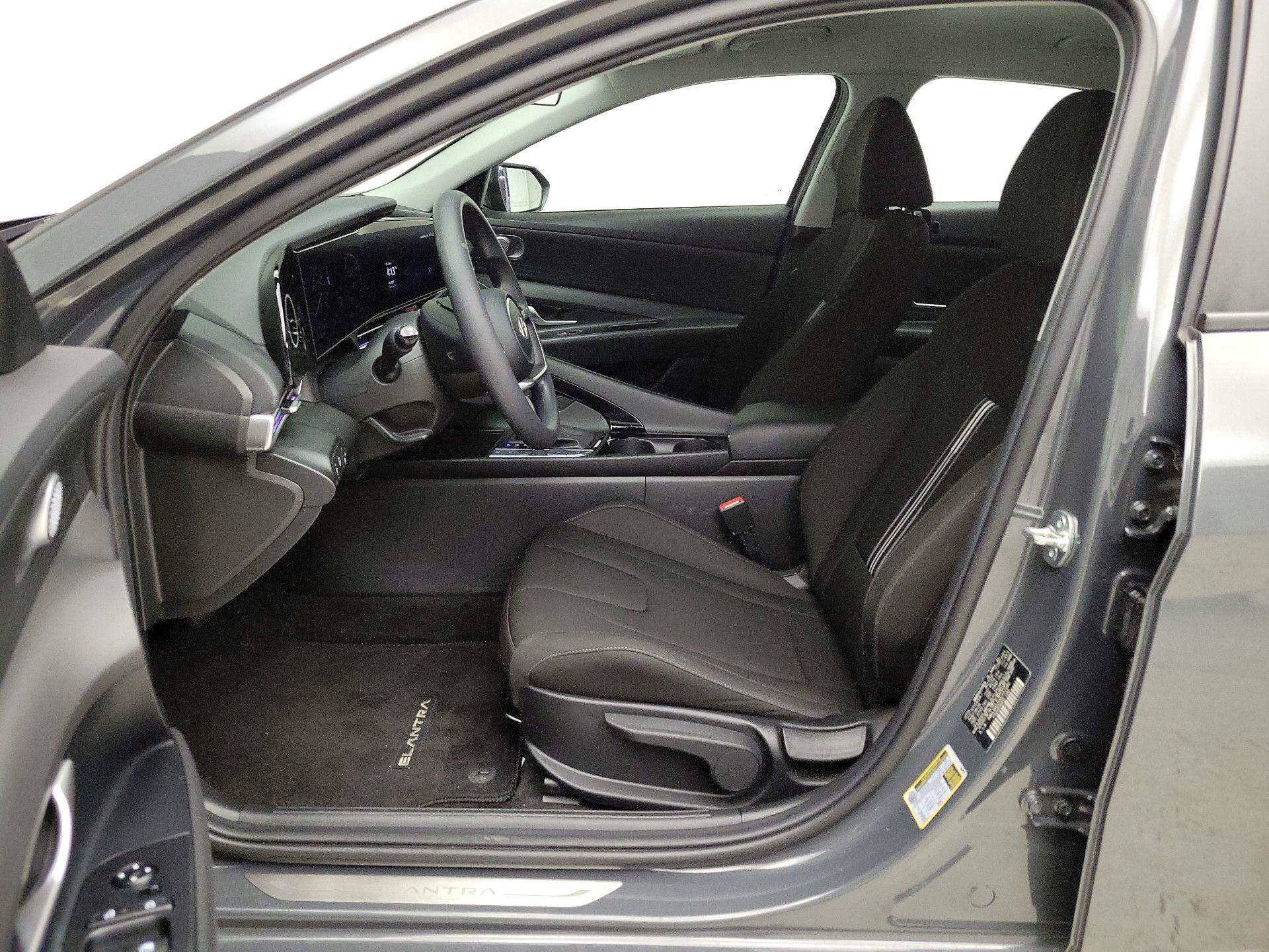 Thumbnail: 2024 Hyundai Elantra - 11