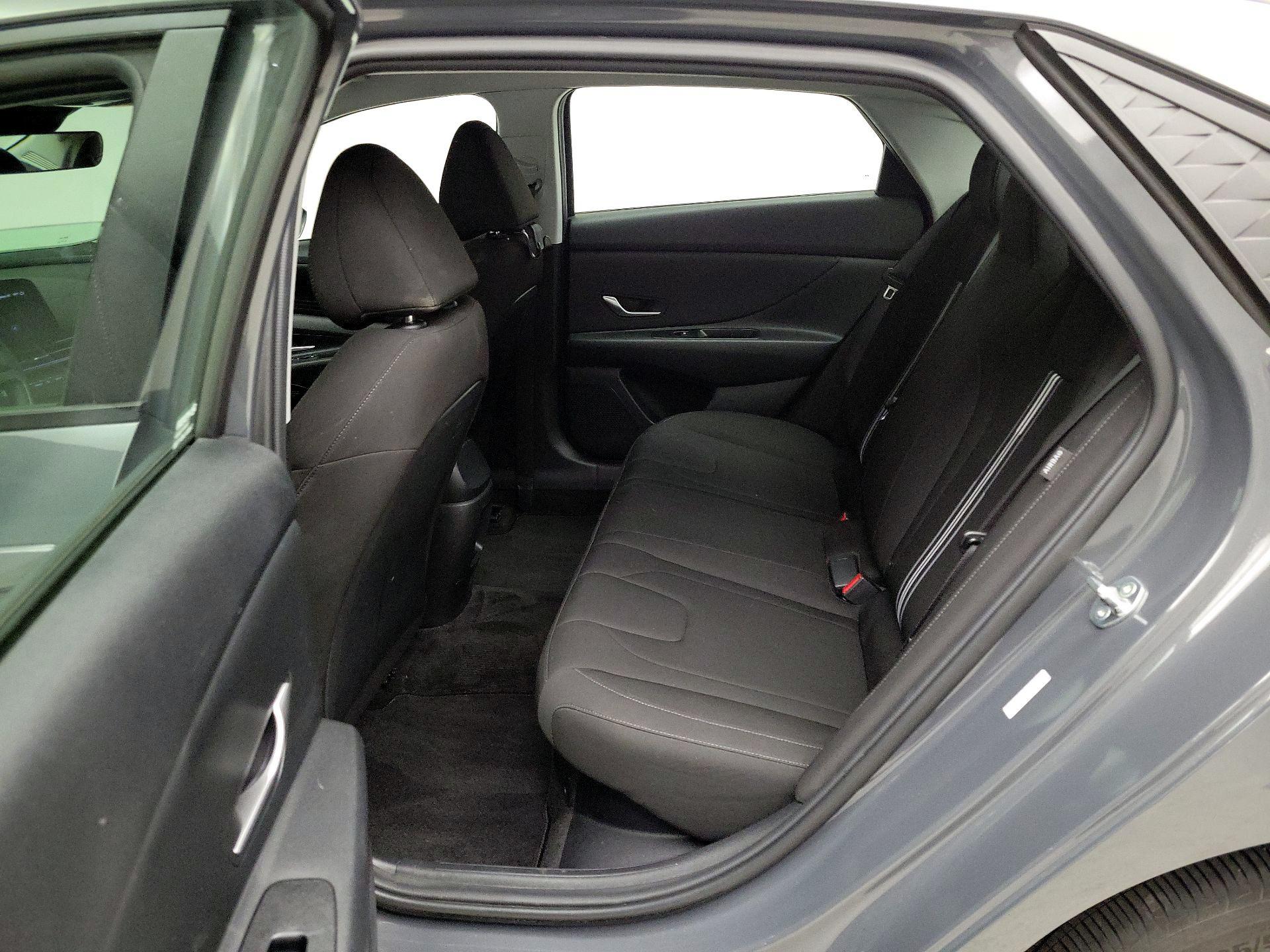 Thumbnail: 2024 Hyundai Elantra - 19