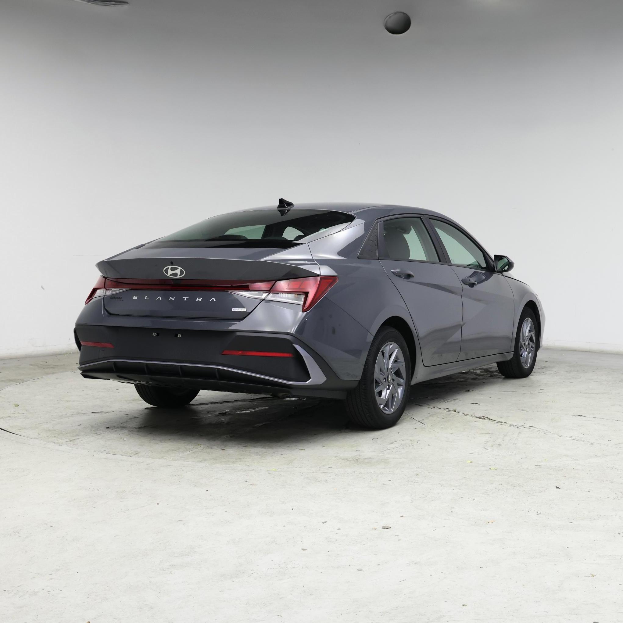 Thumbnail: 2024 Hyundai Elantra - 8