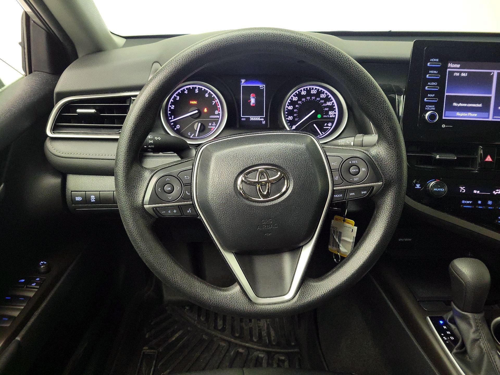 Thumbnail: 2022 Toyota Camry - 10