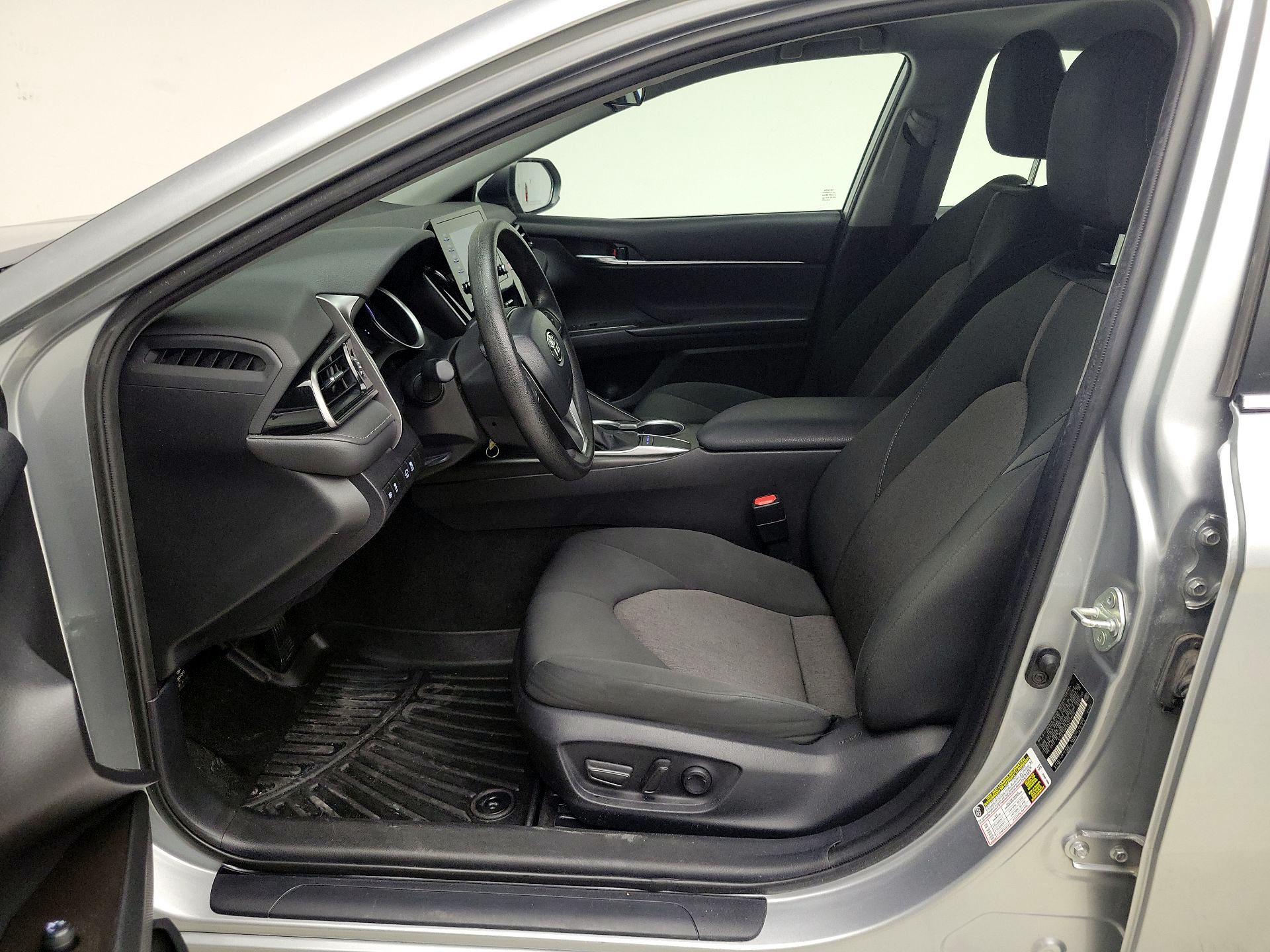 Thumbnail: 2022 Toyota Camry - 11