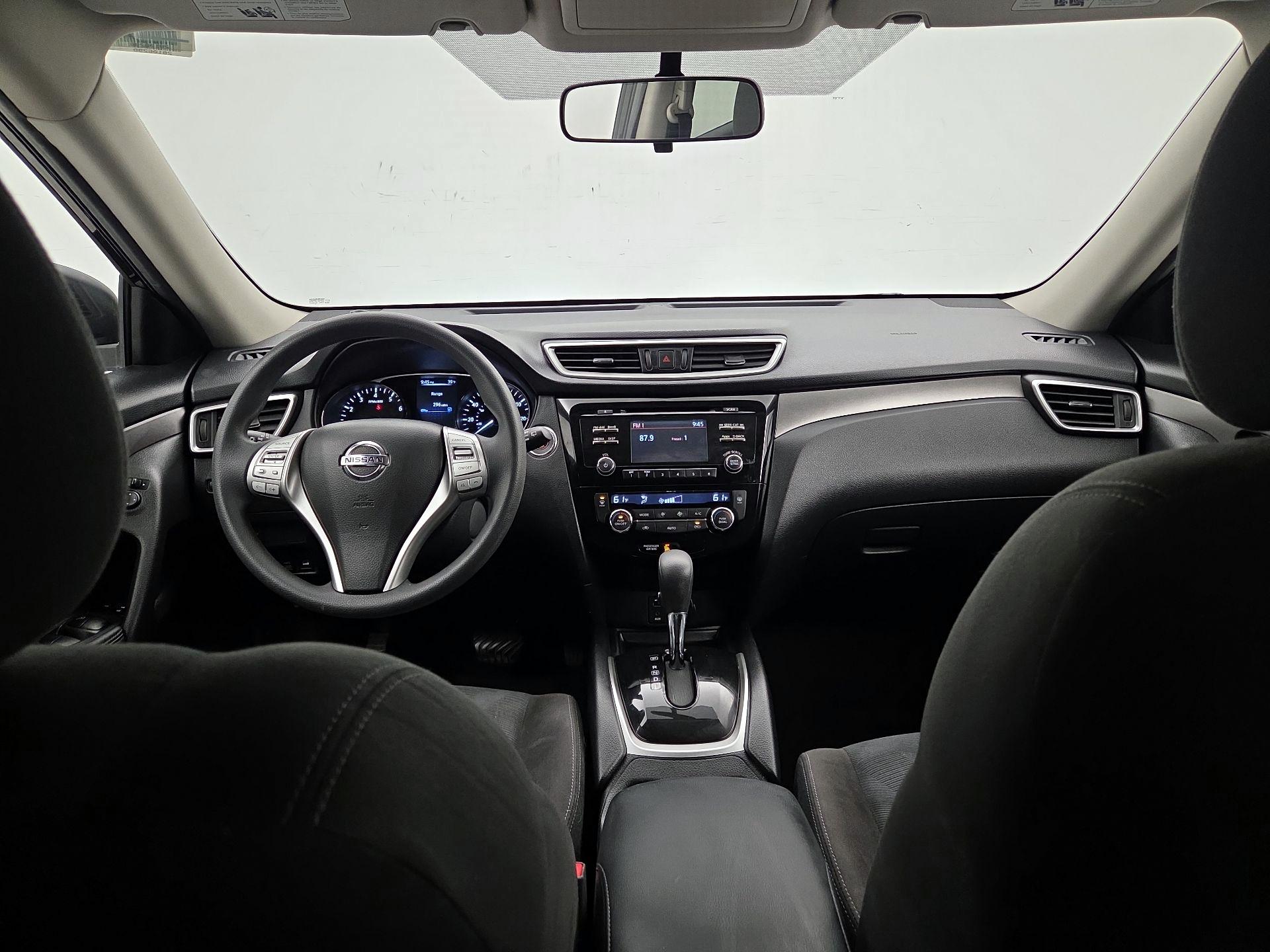 Thumbnail: 2015 Nissan Rogue - 9