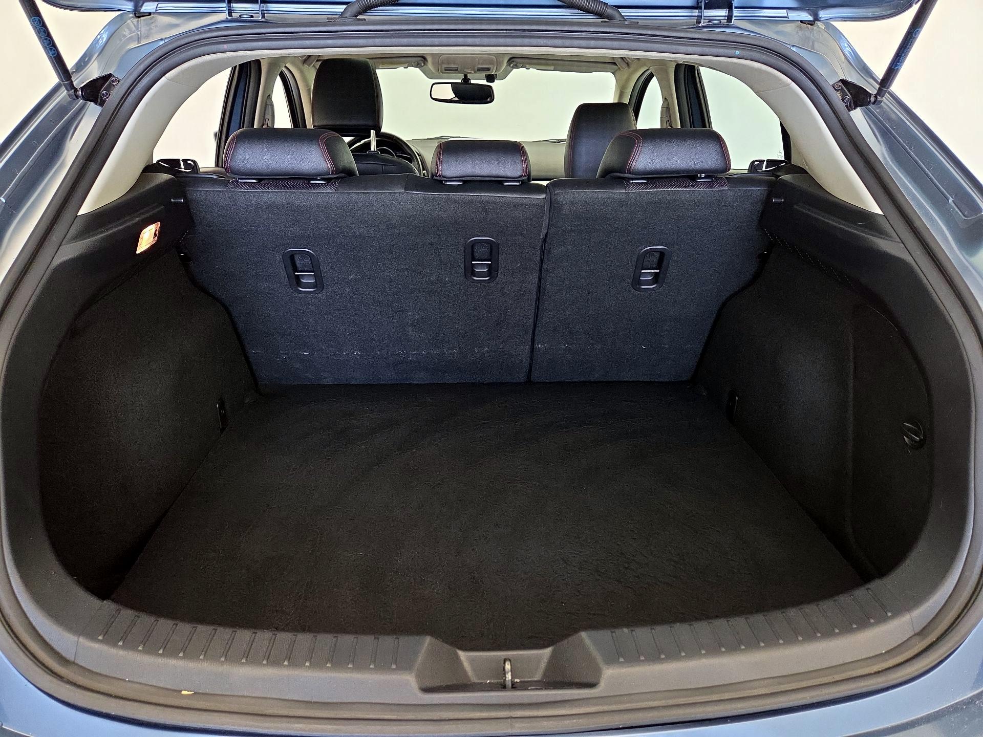 Thumbnail: 2015 Mazda Mazda3 - 20