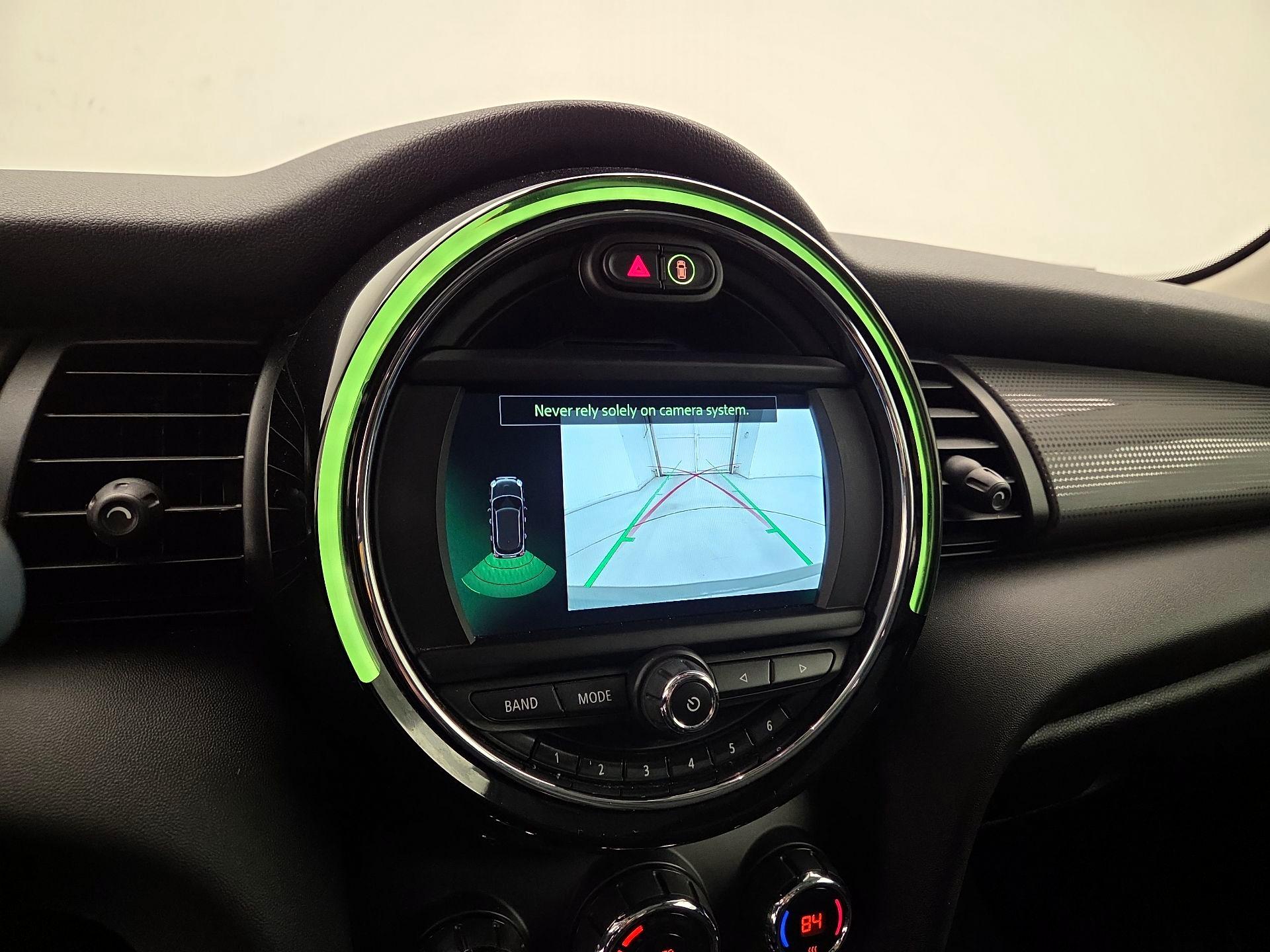 Thumbnail: 2020 MINI Cooper Hardtop - 14