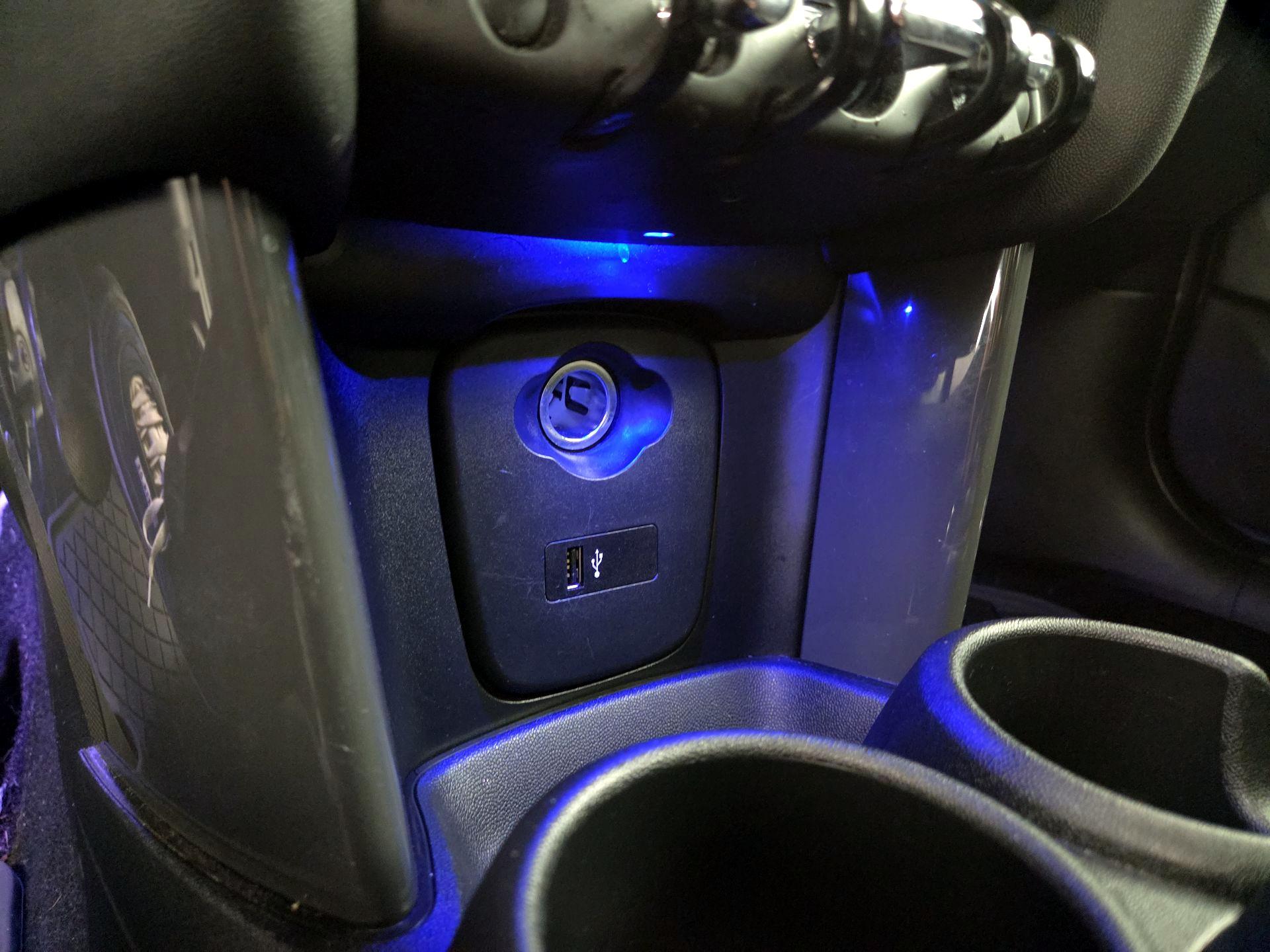 Thumbnail: 2020 MINI Cooper Hardtop - 18