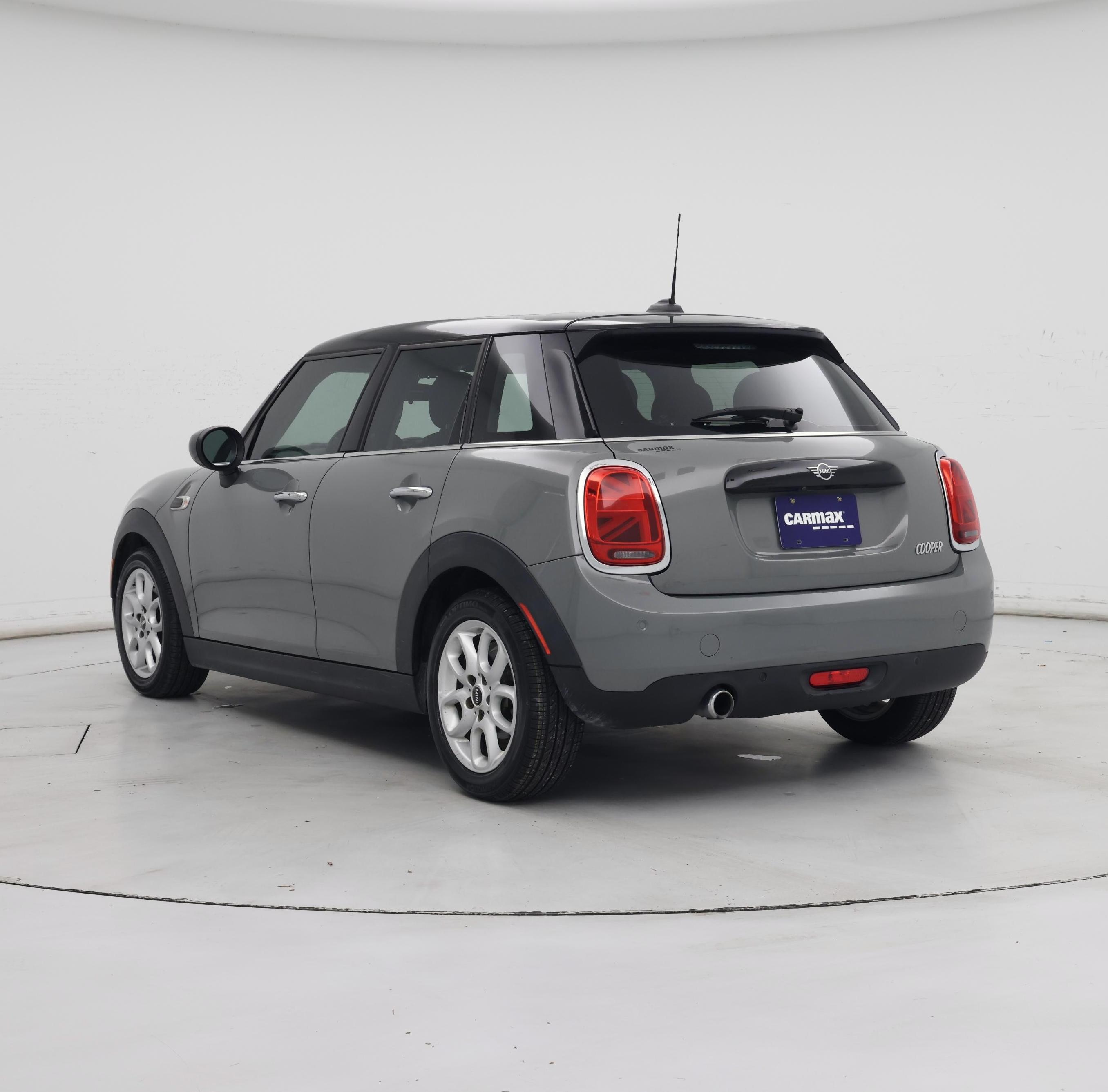 Thumbnail: 2020 MINI Cooper Hardtop - 2