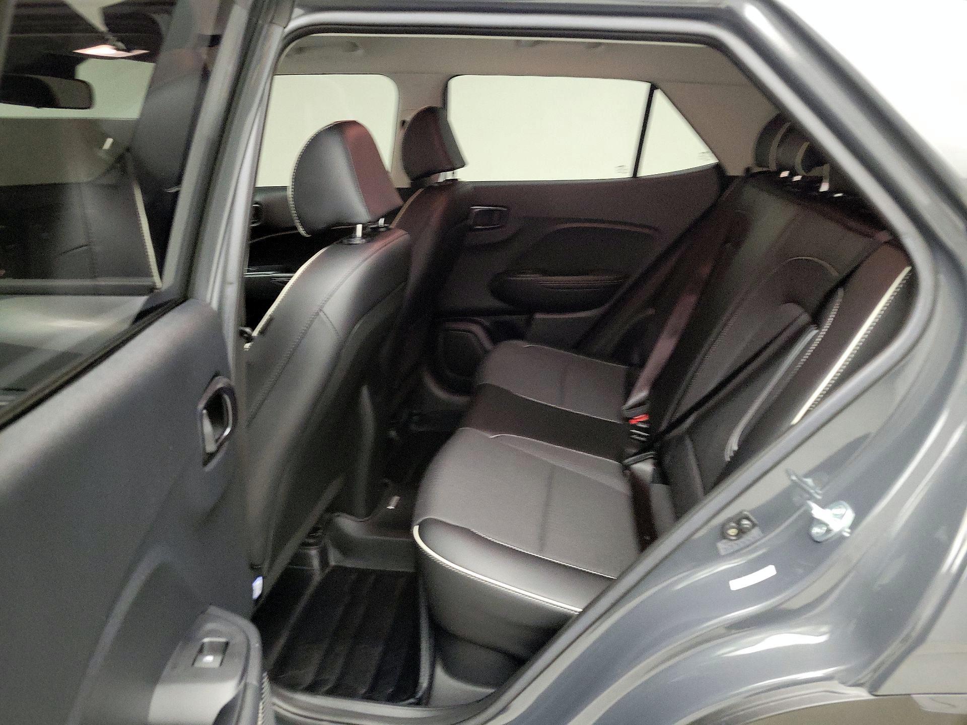 Thumbnail: 2023 Hyundai Venue - 19