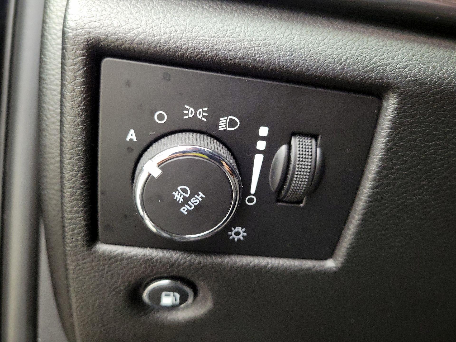 Thumbnail: 2021 Jeep Grand Cherokee - 13