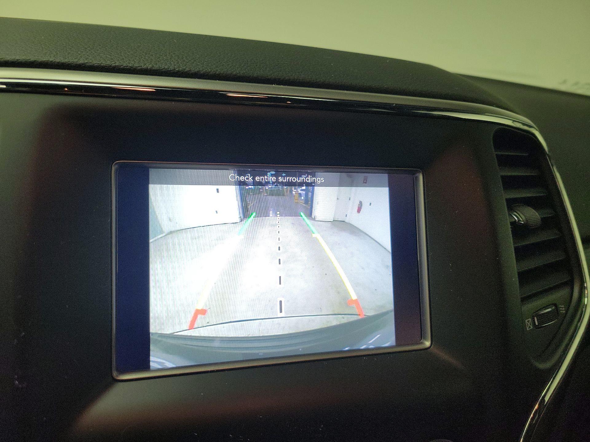 Thumbnail: 2021 Jeep Grand Cherokee - 14