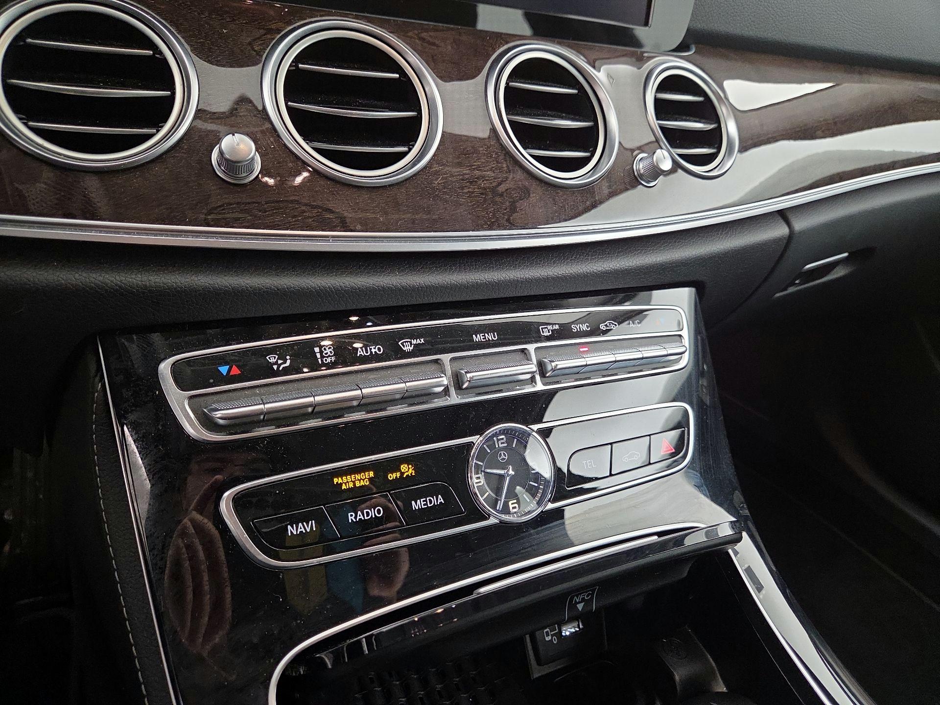 Thumbnail: 2017 Mercedes-Benz E-Class - 17