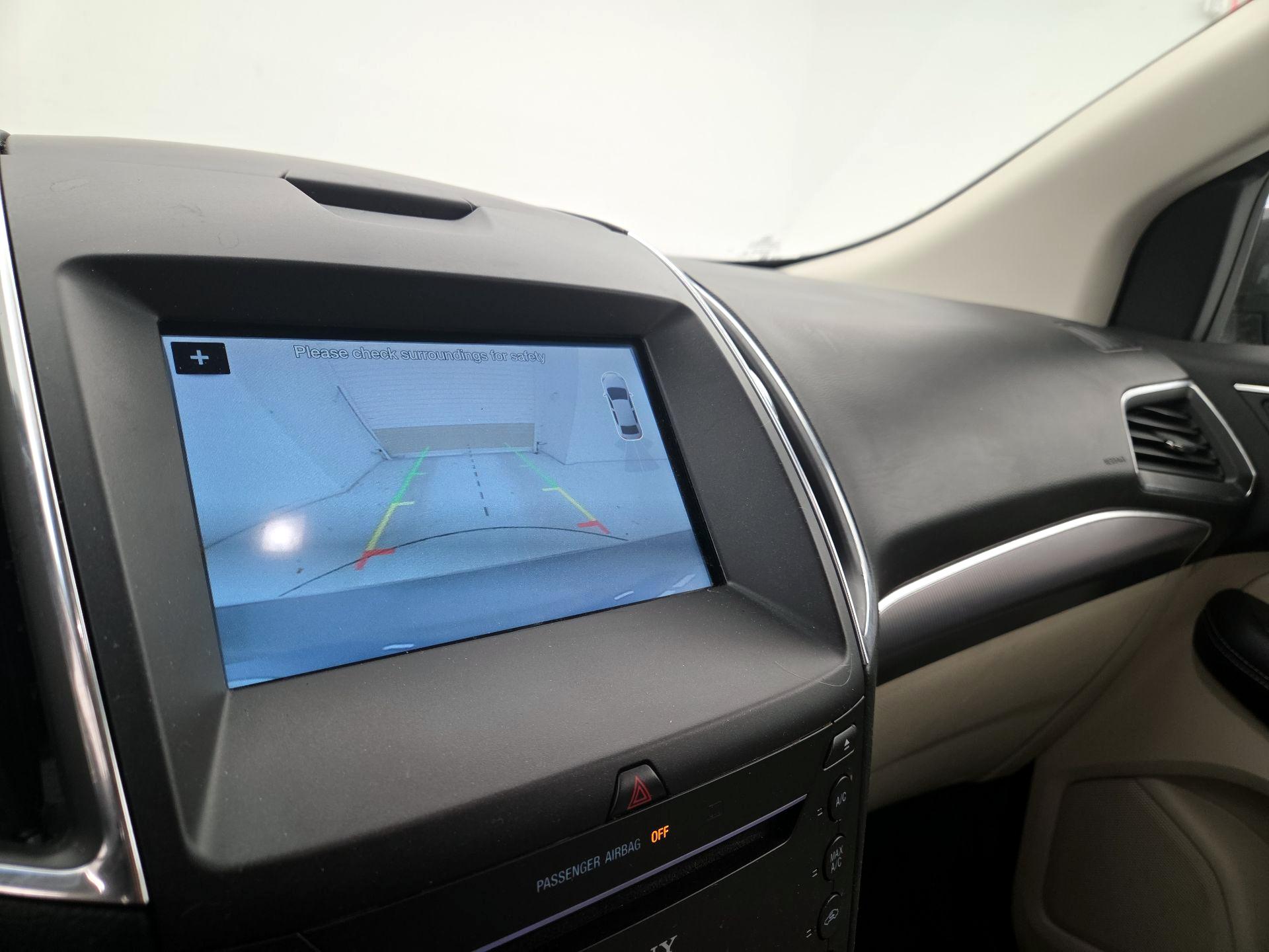 Thumbnail: 2018 Ford Edge - 14