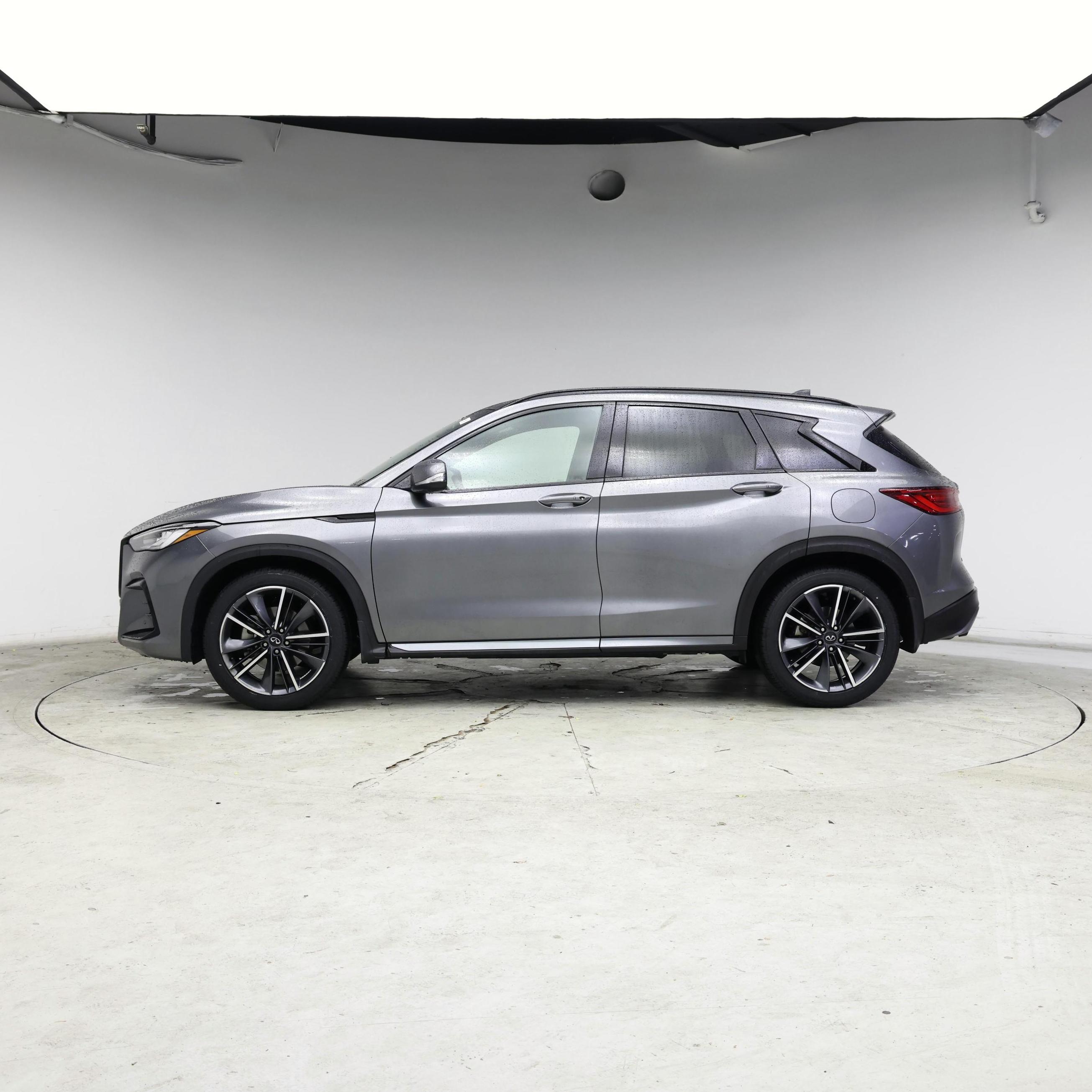 Thumbnail: 2024 INFINITI QX50 - 3