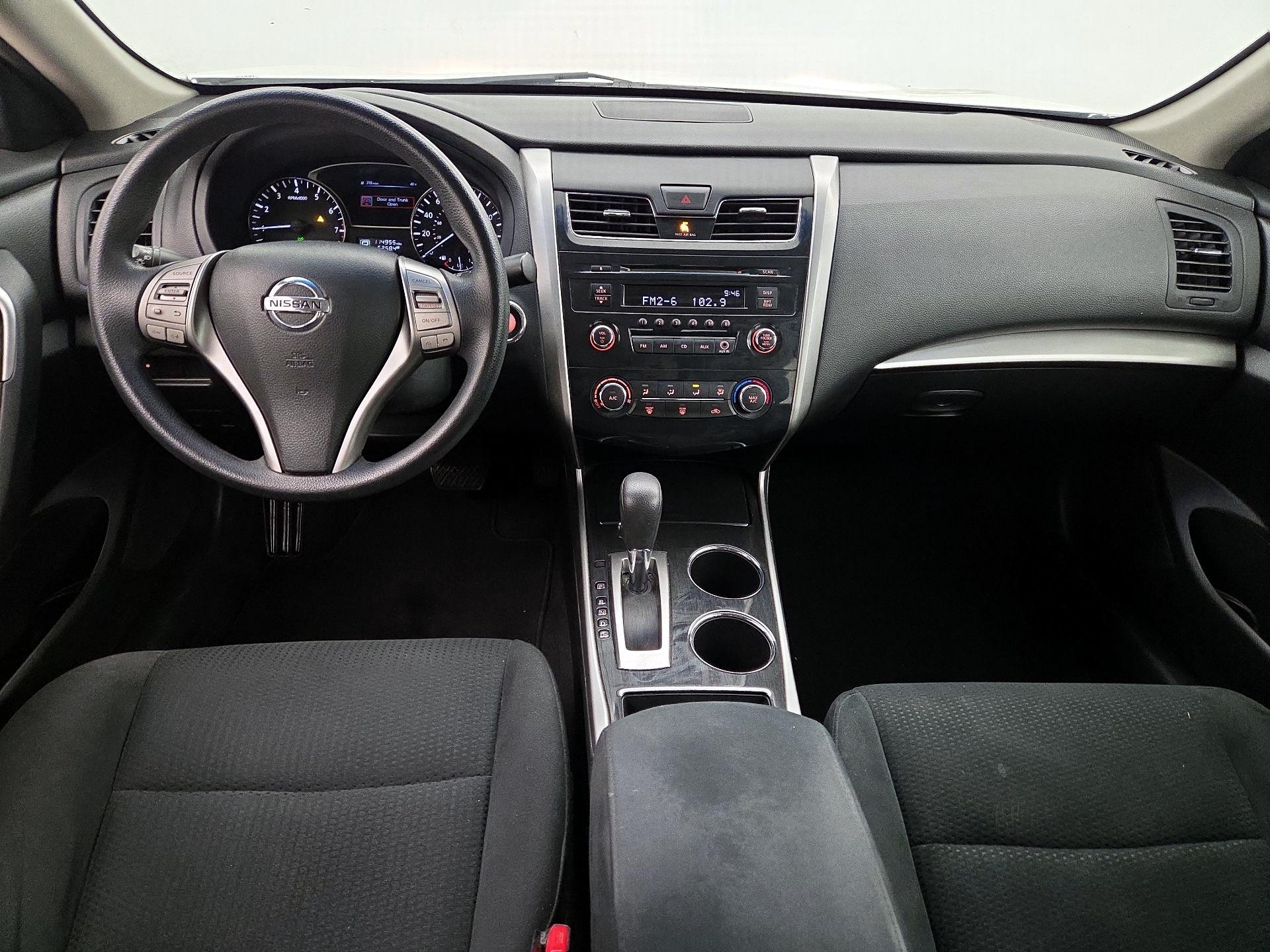 Thumbnail: 2014 Nissan Altima - 9