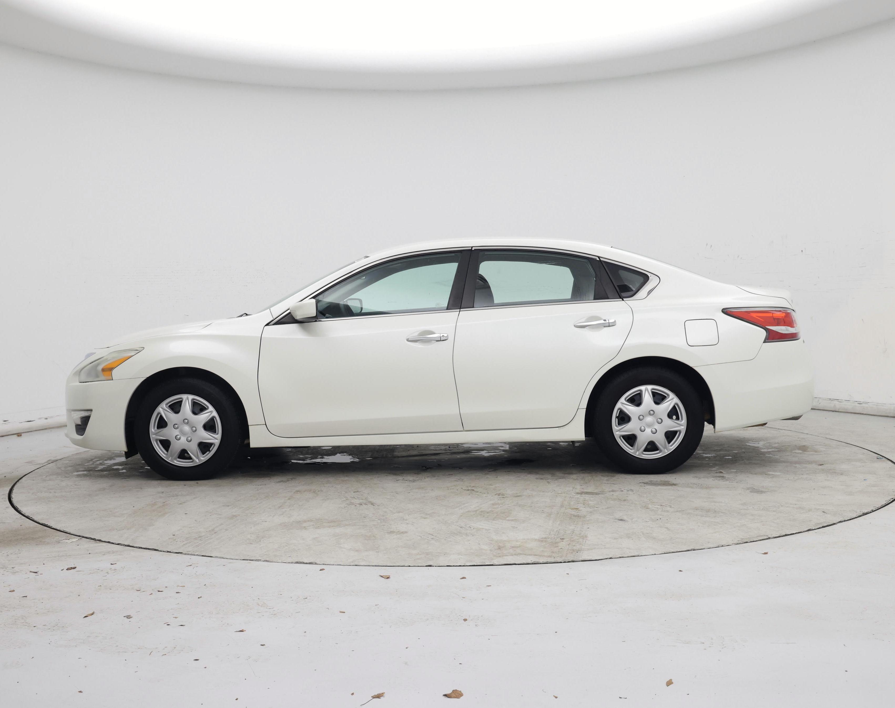 Thumbnail: 2014 Nissan Altima - 3