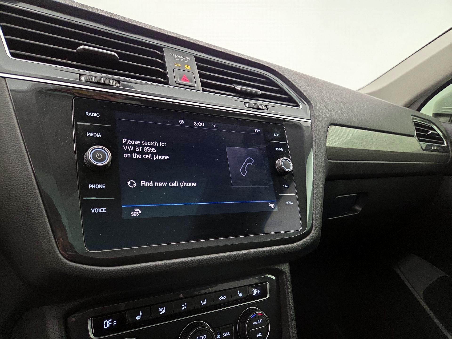 Thumbnail: 2020 Volkswagen Tiguan - 15