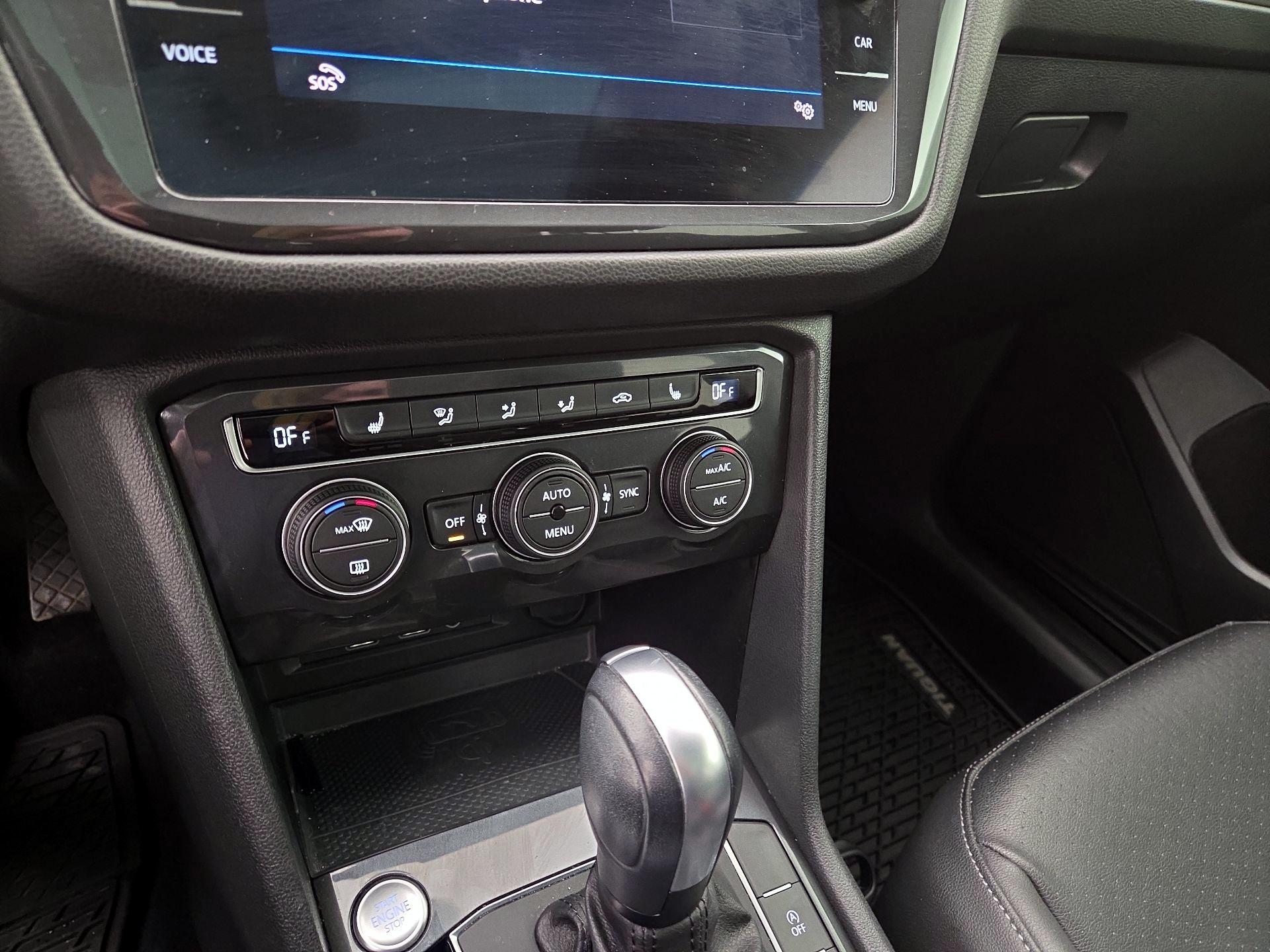 Thumbnail: 2020 Volkswagen Tiguan - 16