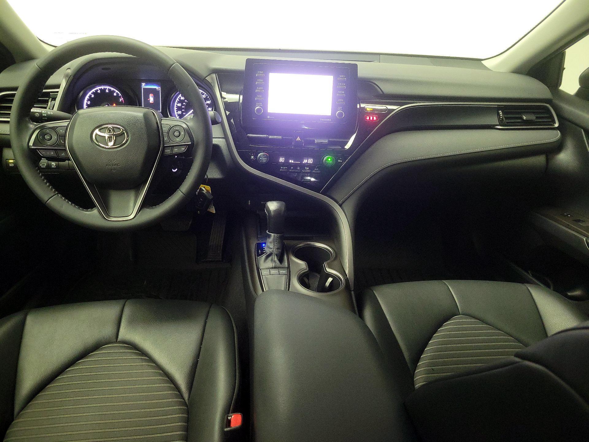 Thumbnail: 2022 Toyota Camry - 9