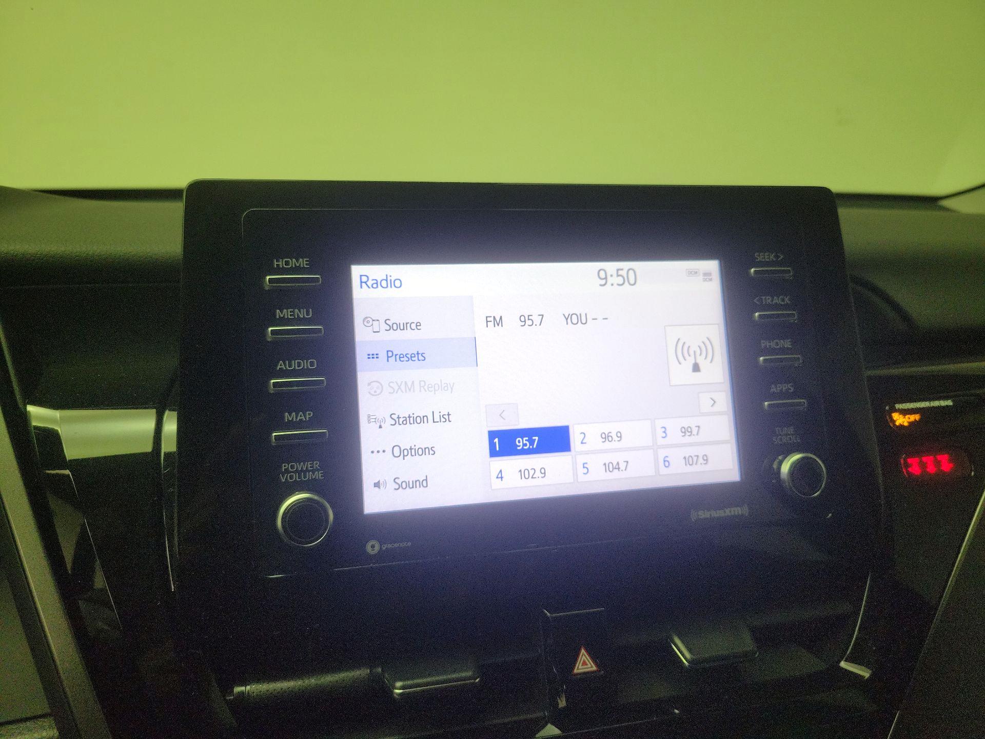 Thumbnail: 2022 Toyota Camry - 15