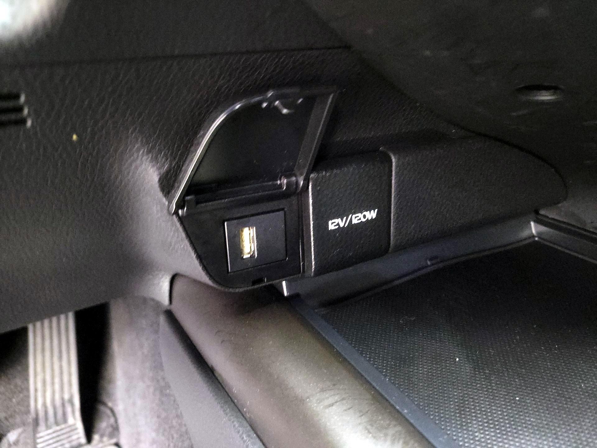 Thumbnail: 2022 Toyota Camry - 18