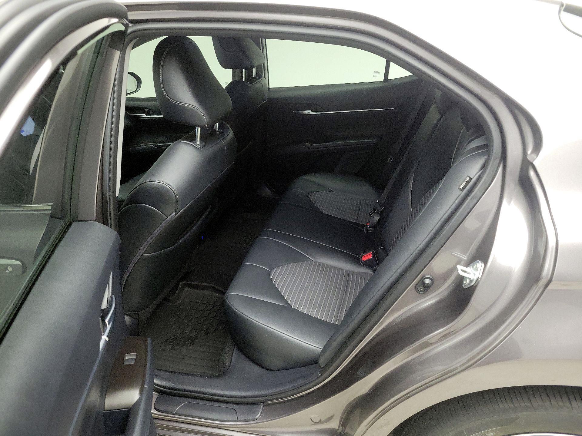 Thumbnail: 2022 Toyota Camry - 19