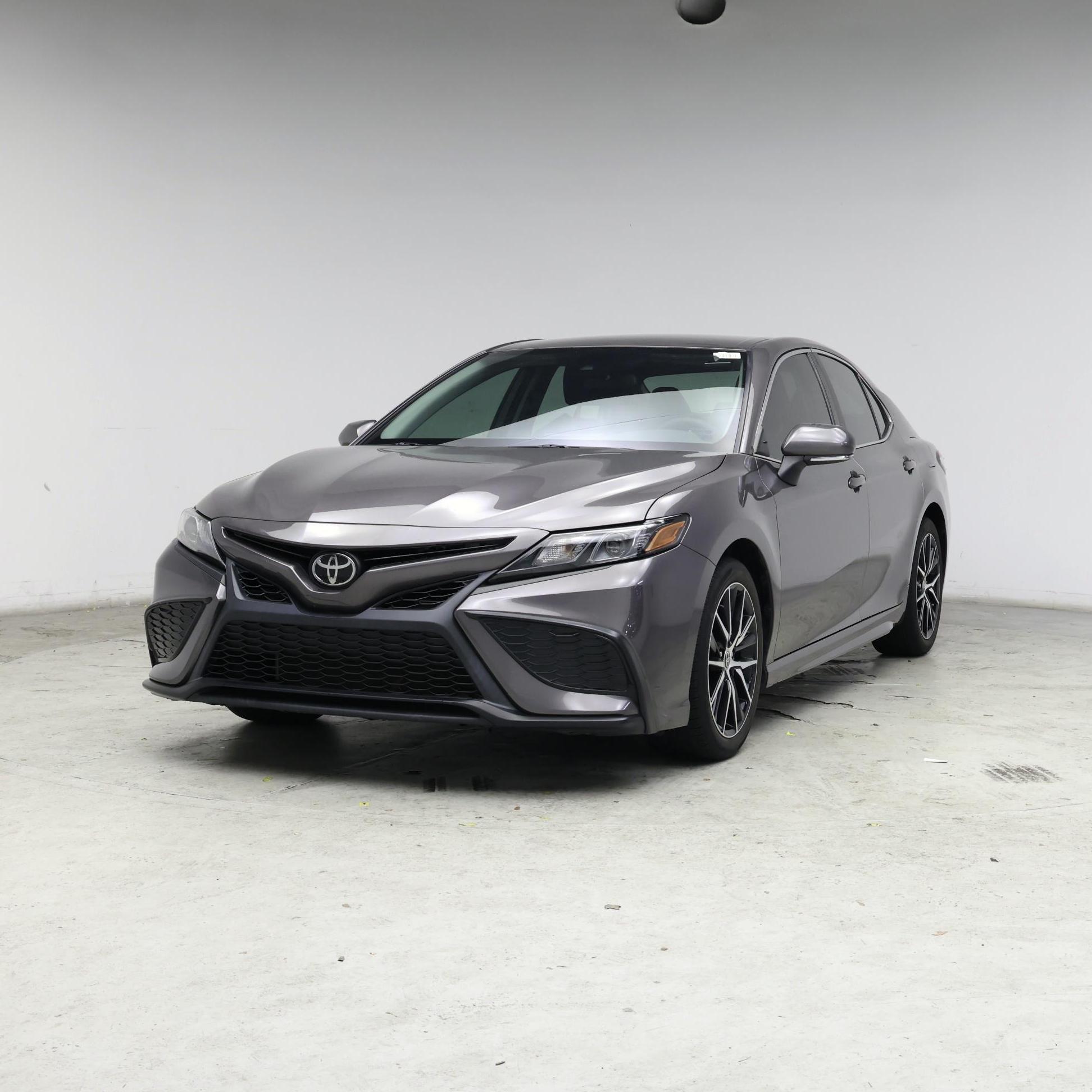 Thumbnail: 2022 Toyota Camry - 4