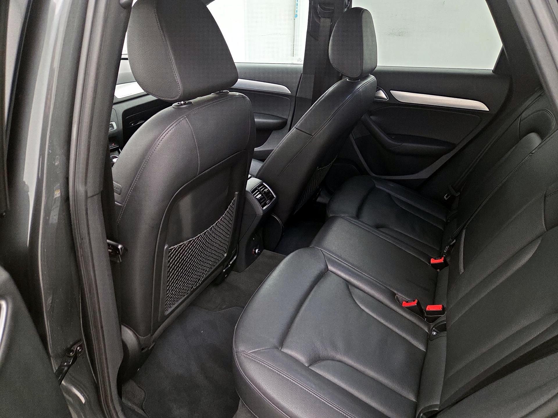 Thumbnail: 2018 Audi Q3 - 19