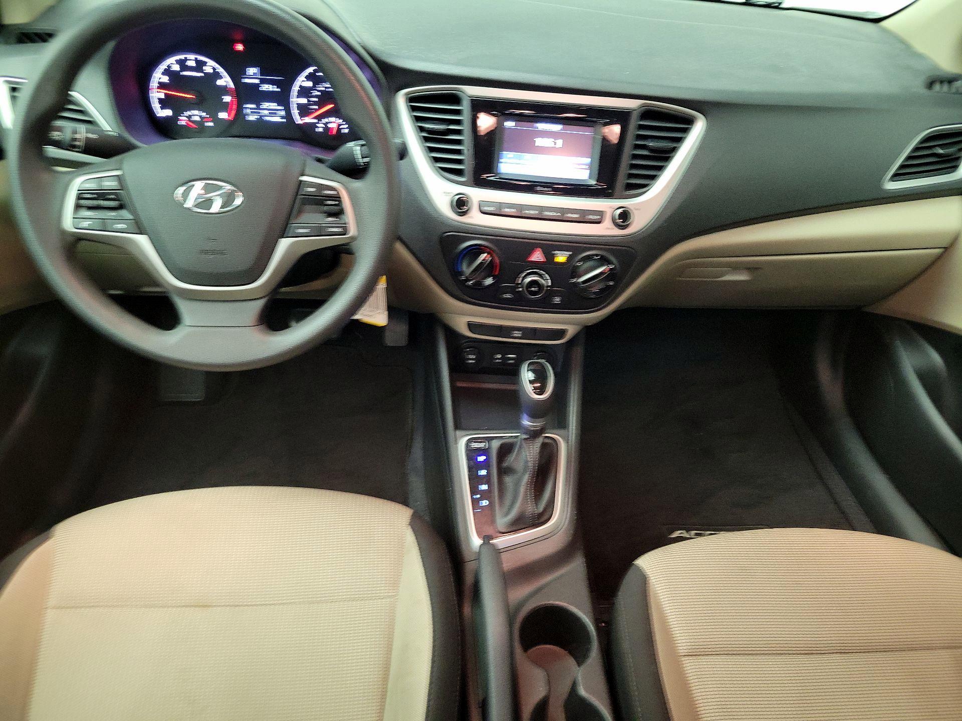 Thumbnail: 2022 Hyundai Accent - 9