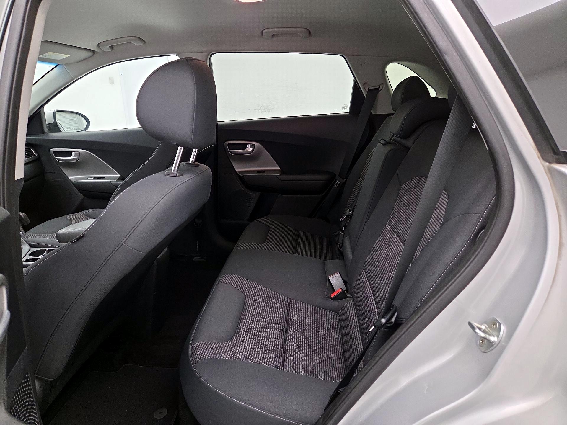 Thumbnail: 2019 Kia Niro - 19