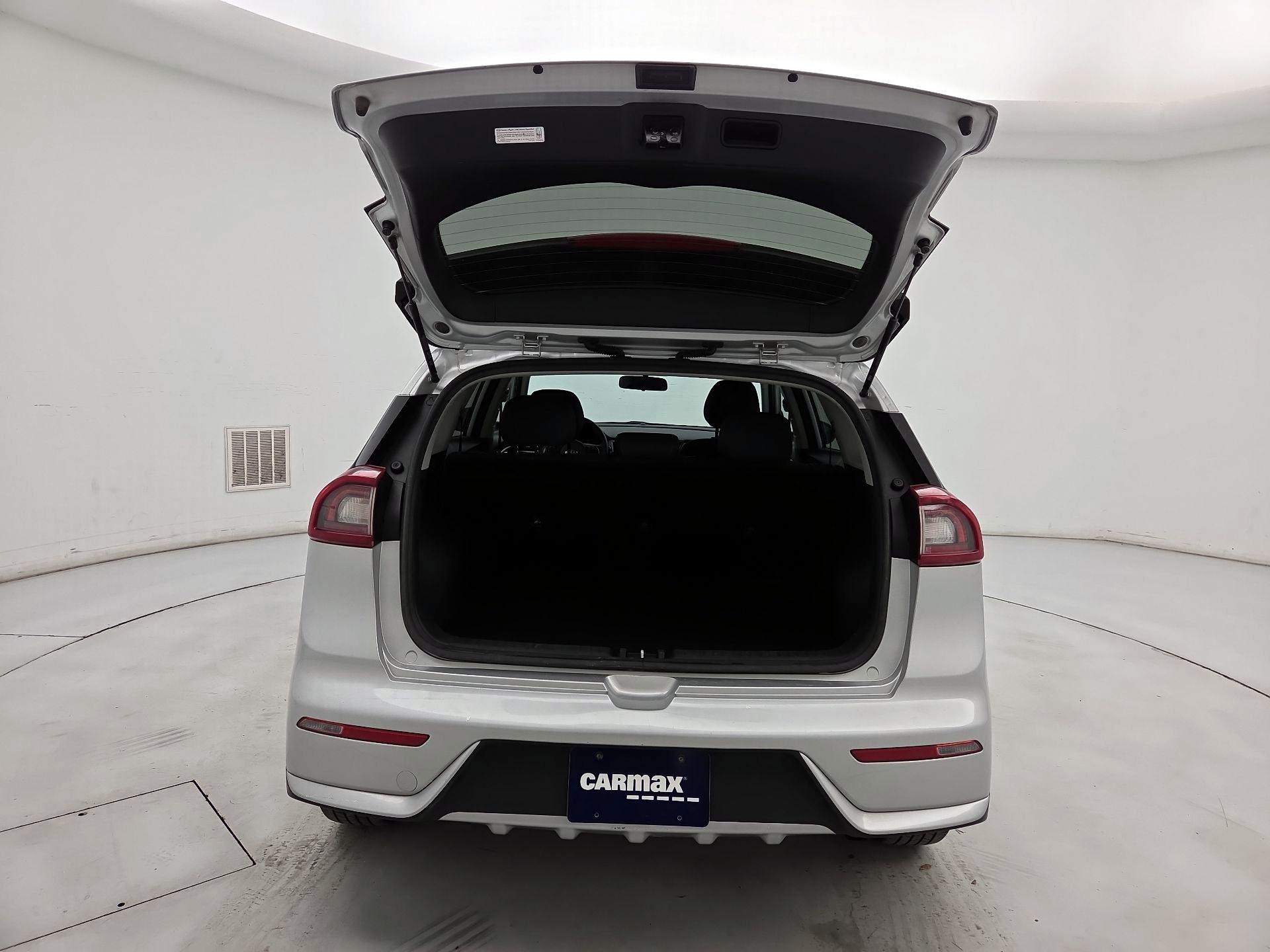 Thumbnail: 2019 Kia Niro - 20