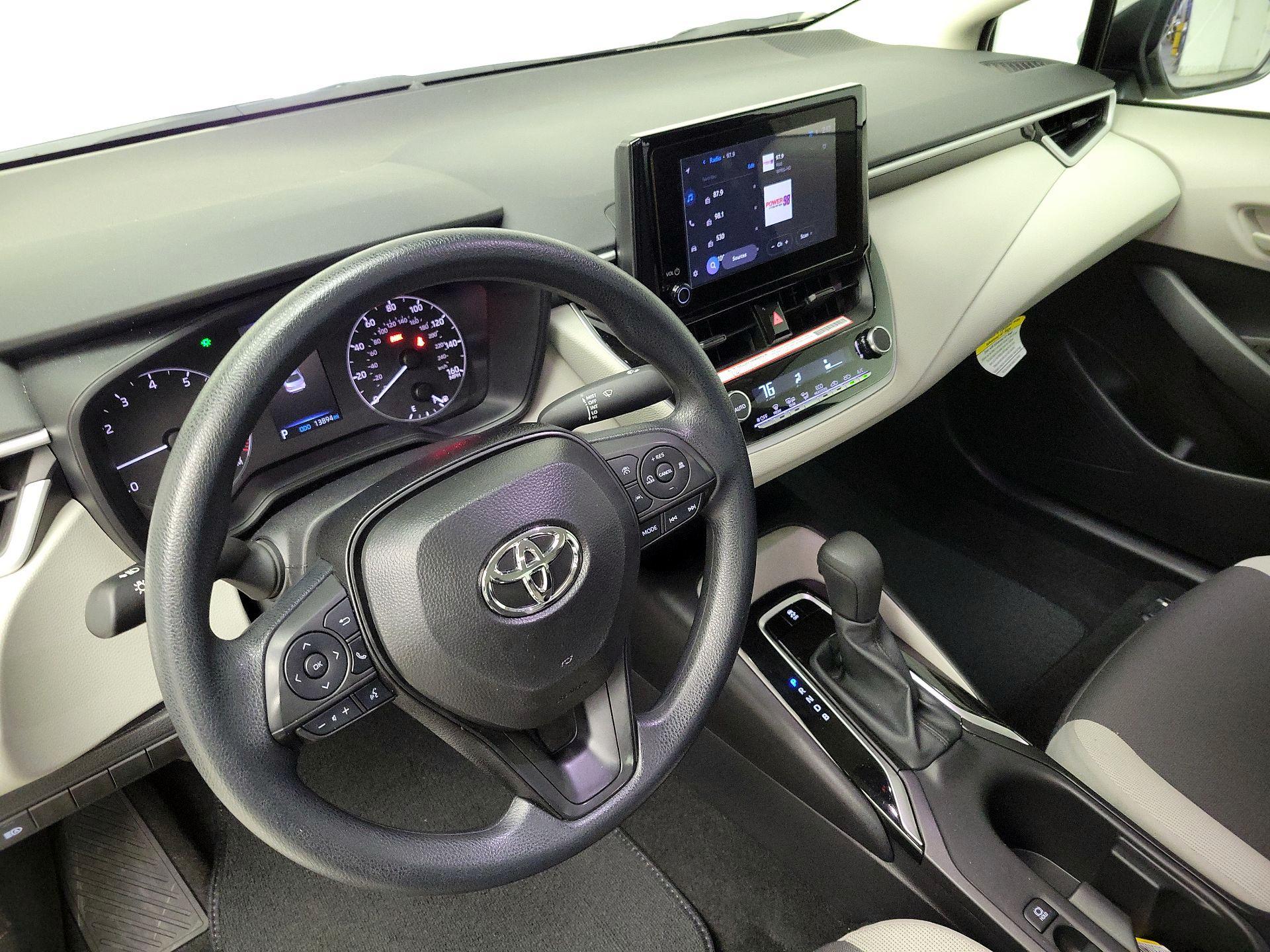 Thumbnail: 2025 Toyota Corolla - 9