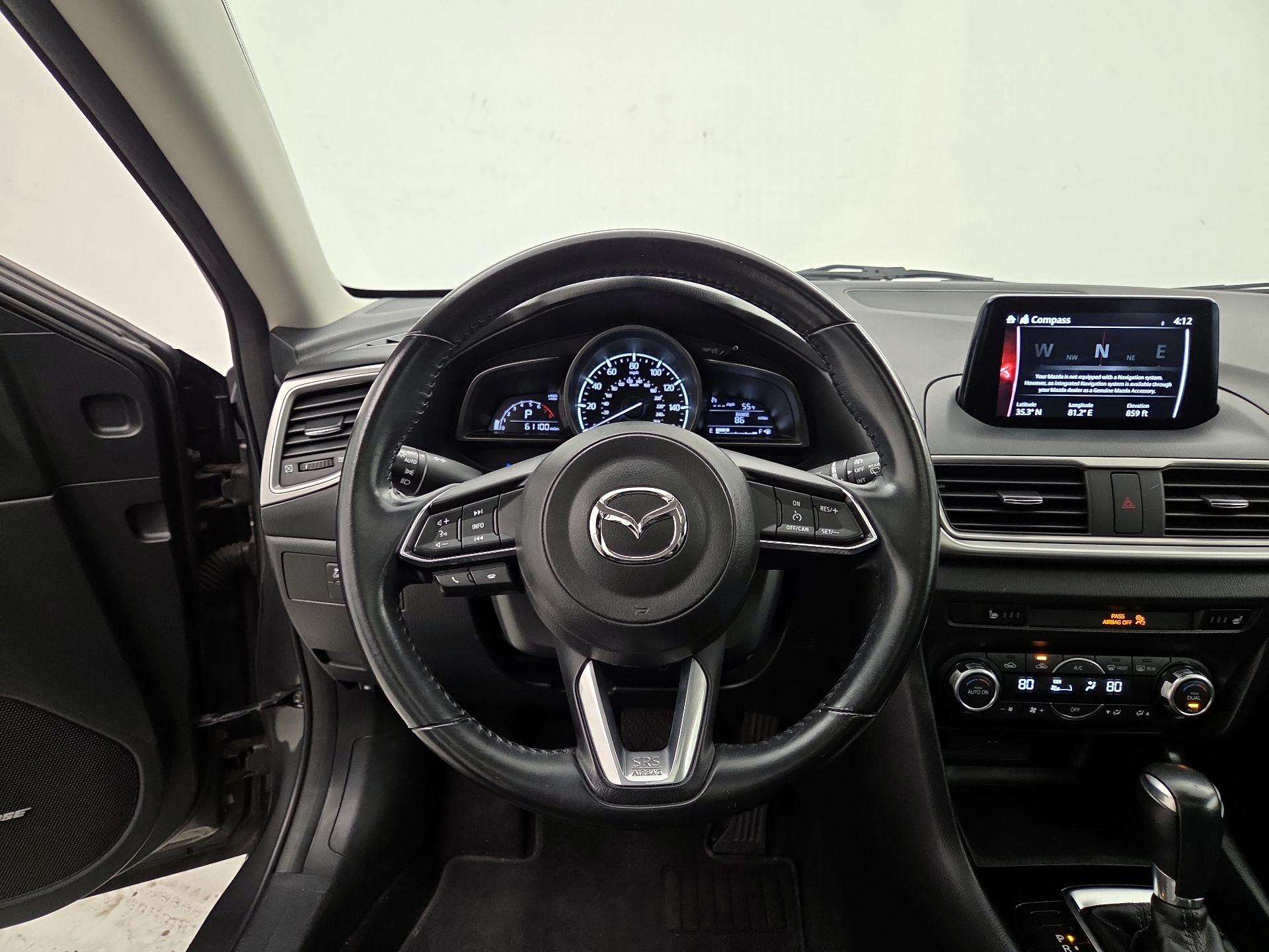 Thumbnail: 2018 Mazda Mazda3 - 10