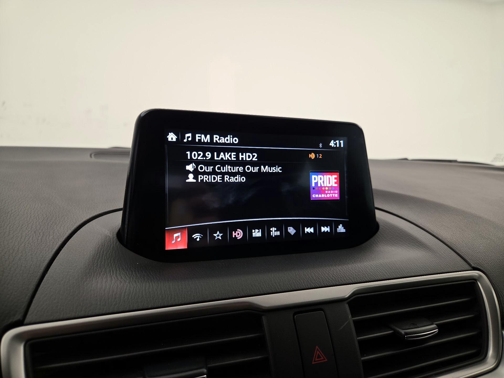 Thumbnail: 2018 Mazda Mazda3 - 15