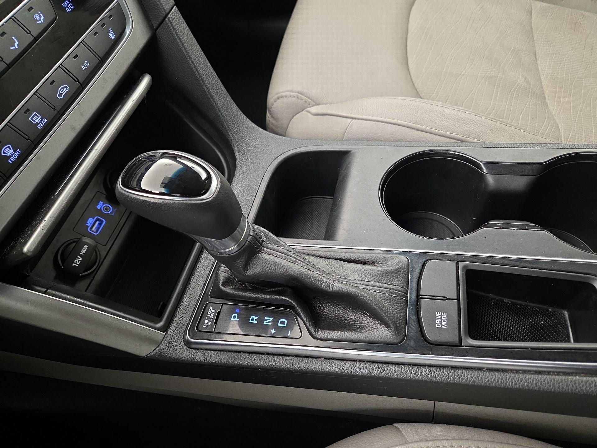 Thumbnail: 2017 Hyundai Sonata - 17