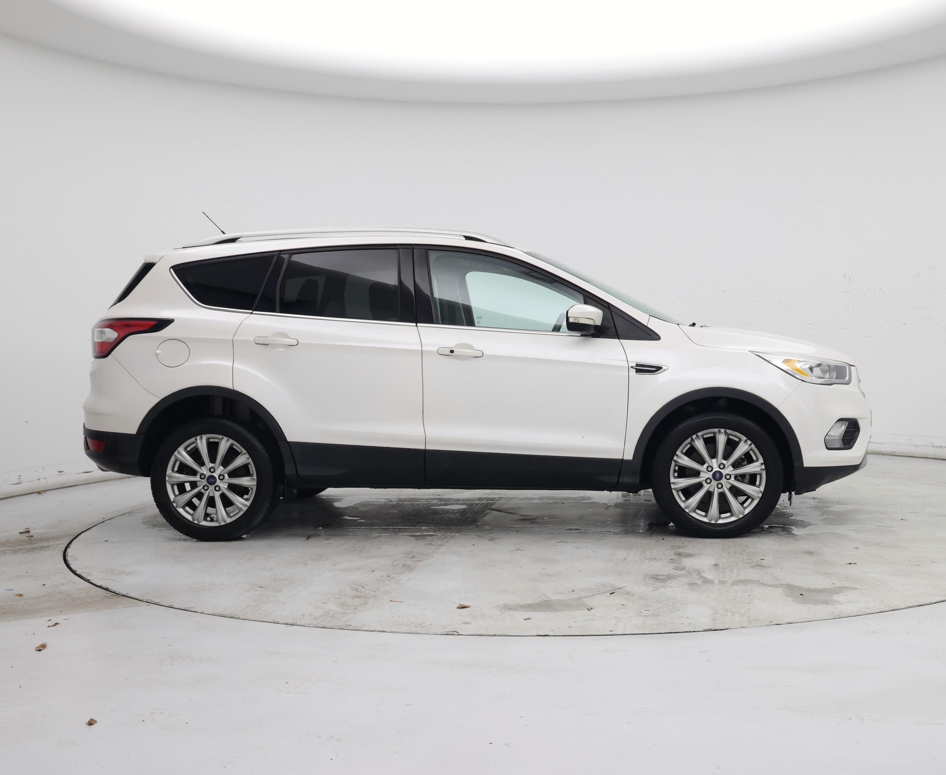 Thumbnail: 2017 Ford Escape - 7