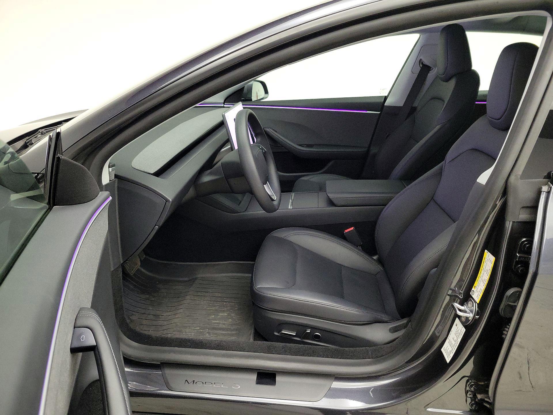 Thumbnail: 2025 Tesla Model 3 - 11